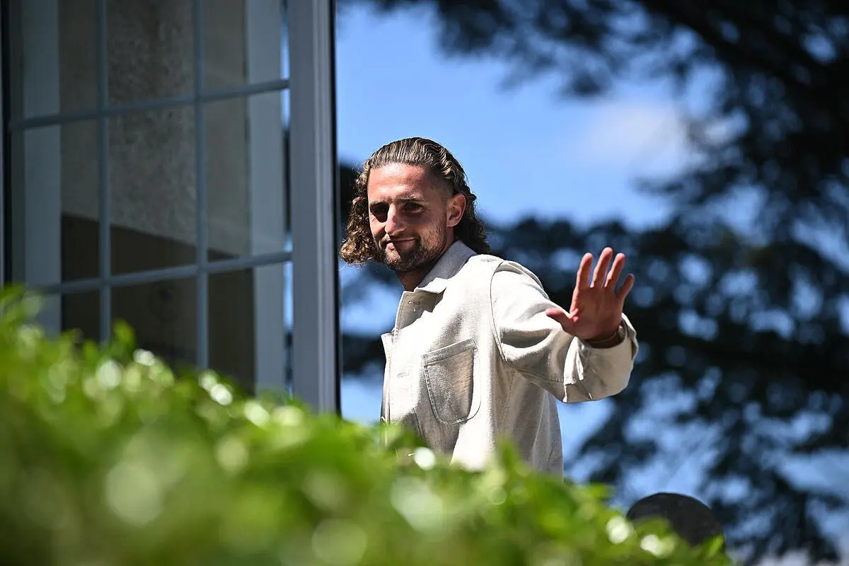 Rabiot refuse plusieurs offres et ne bougera pas de l’OM