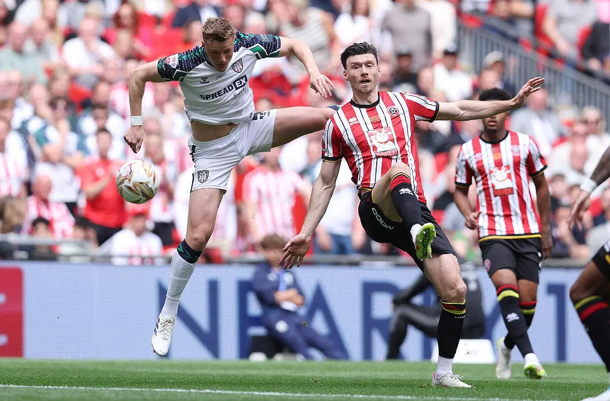 Sunderland remonte en Premier League !