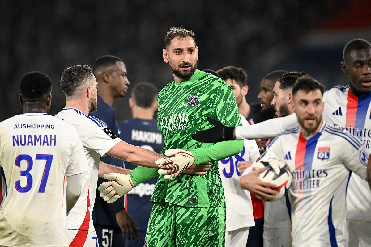 Une demande irréelle, Donnarumma dégoûté par le PSG