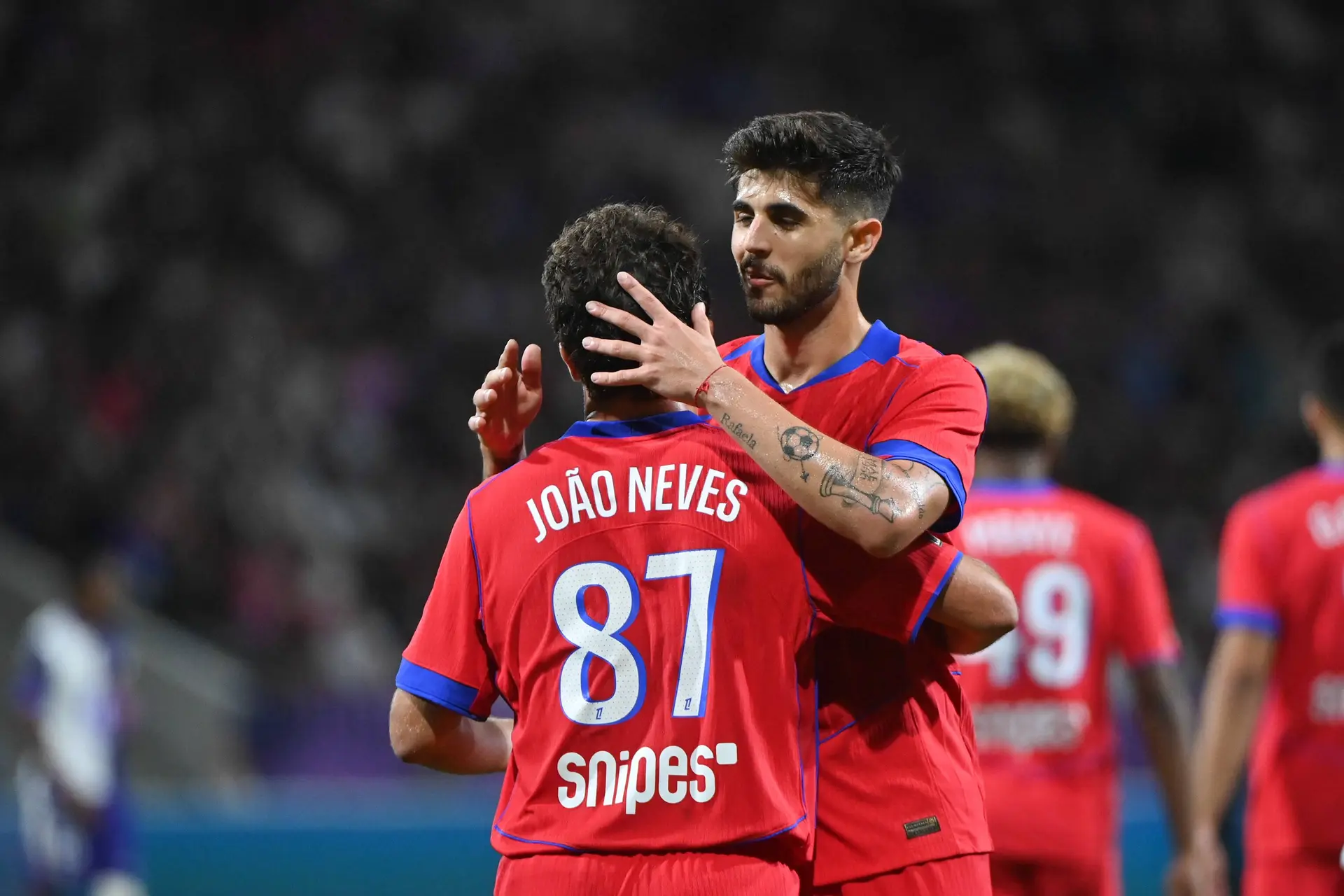 Le PSG lui montre la sortie, Beraldo refuse