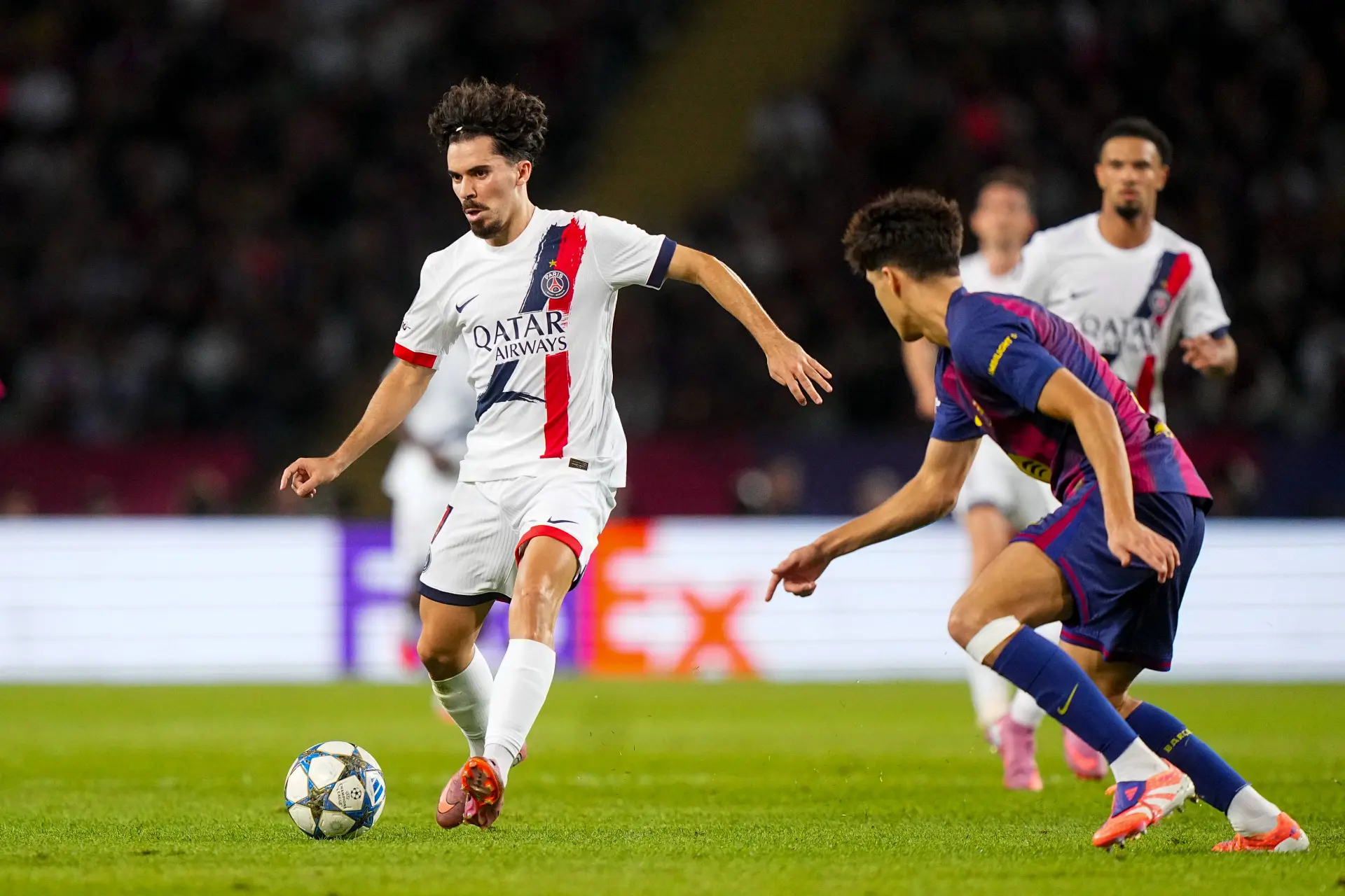 PSG : Pierre Ménès s'attaque à Vitinha