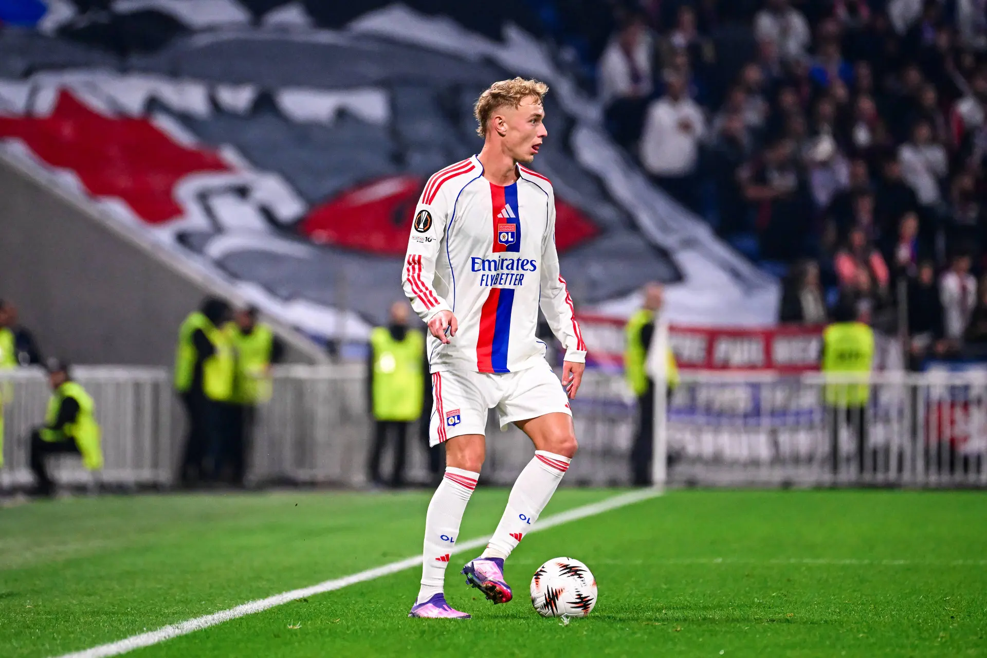 L’OL a fait signer David Beckham, le coup de génie