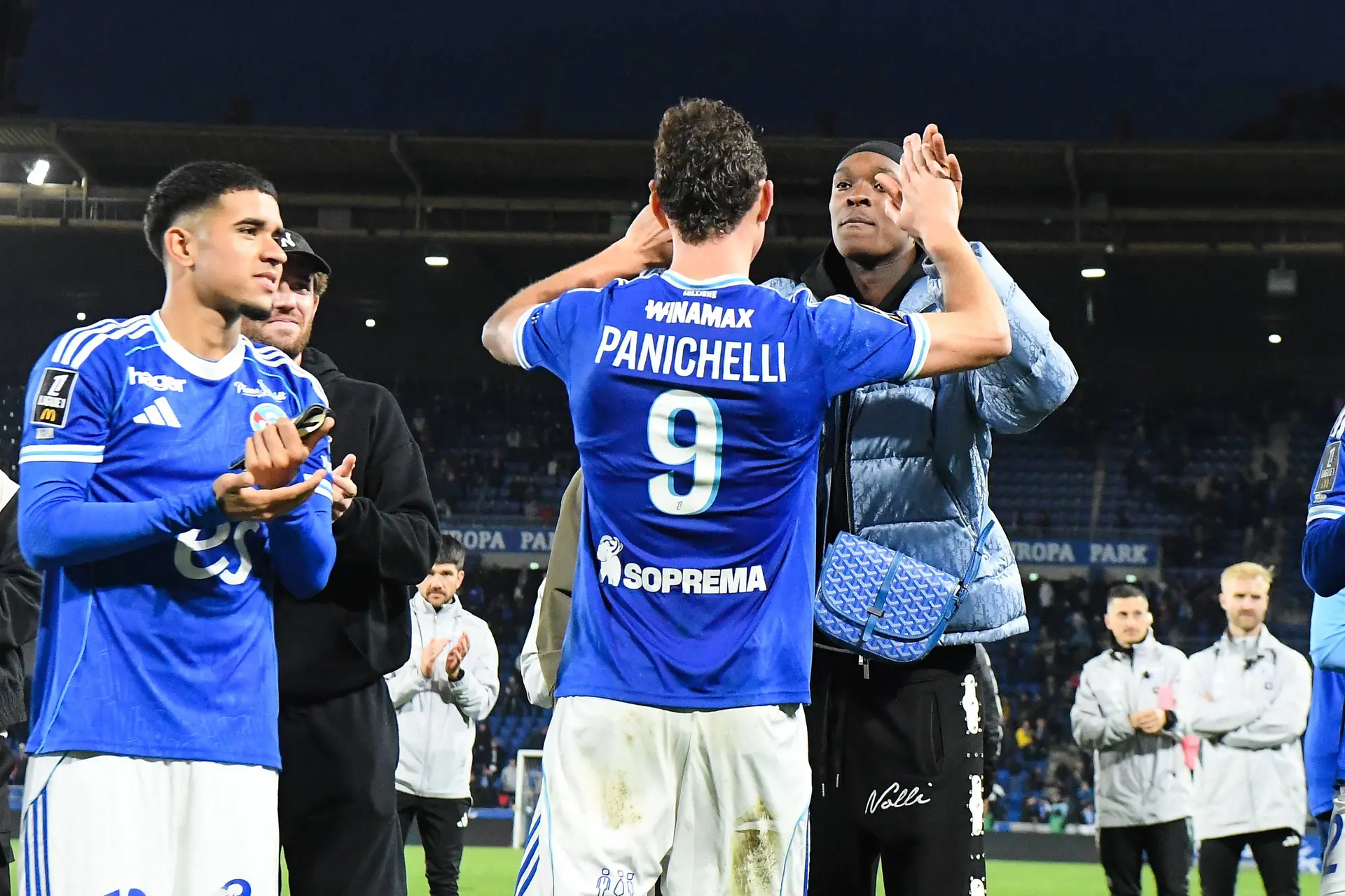 Chelsea se trompe de joueur, Strasbourg explose de rire