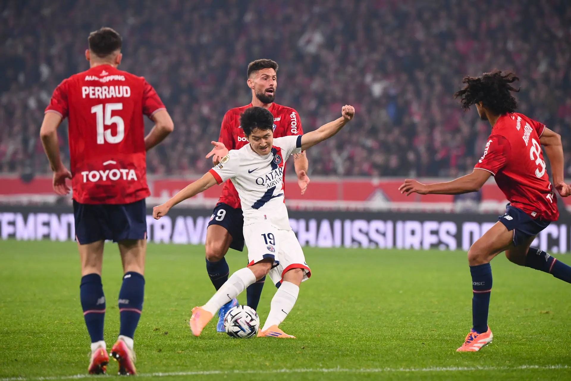 Lille sauvé par Ethan Mbappé, le PSG repasse leader