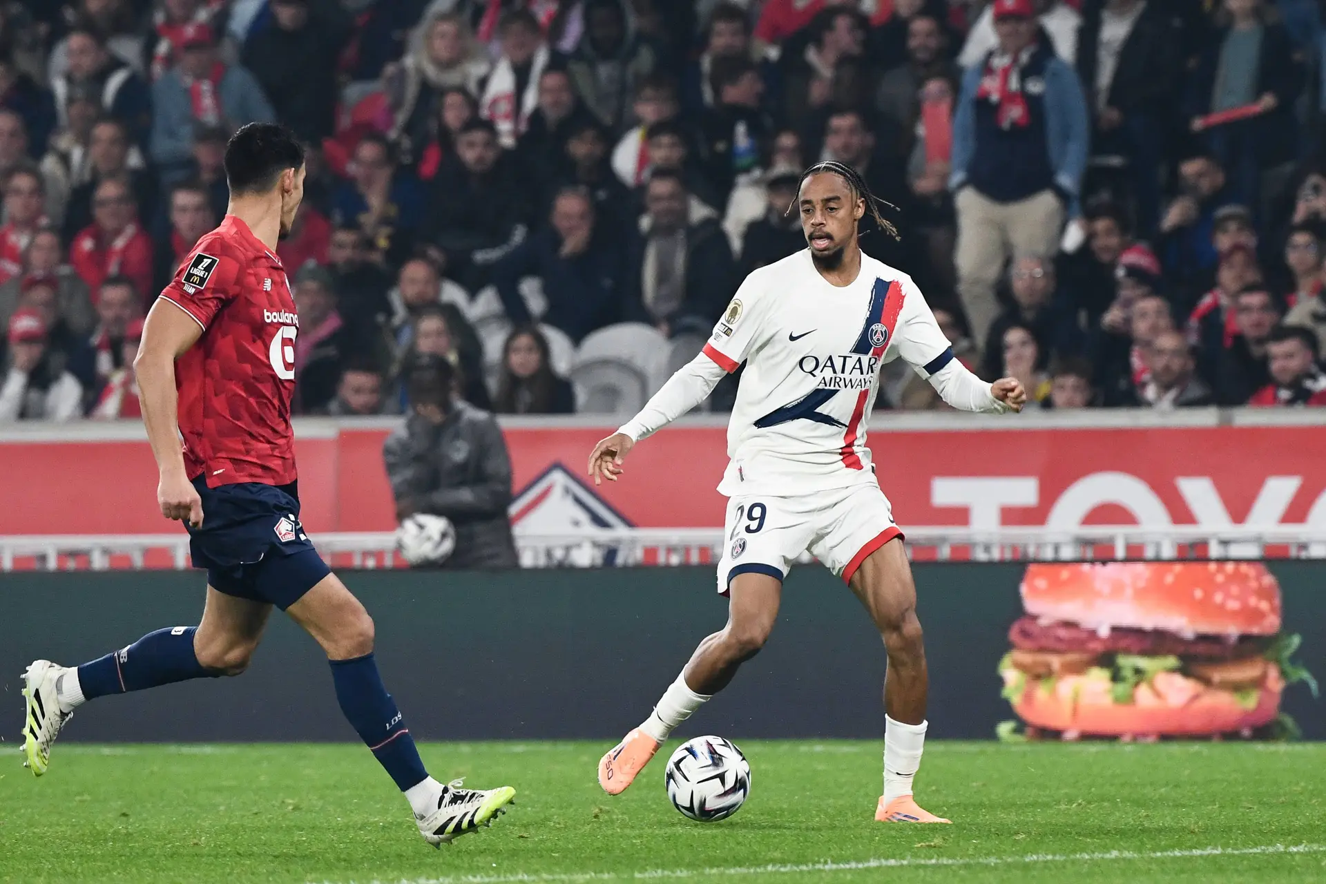Le Bayern négocie avec Barcola, coup de chaud au PSG