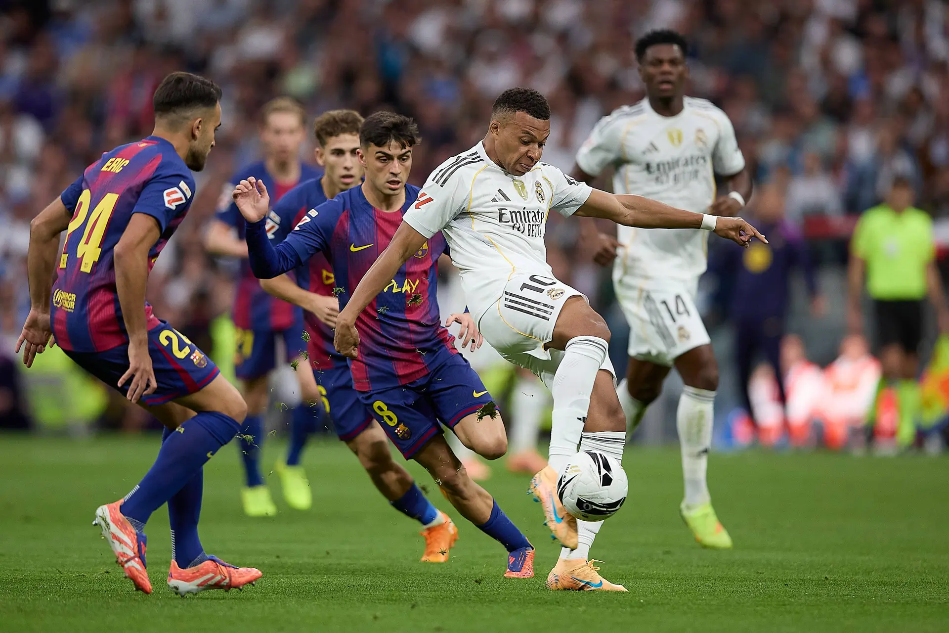 « Le Real Madrid a l’attitude d’une petite équipe », la presse barcelonaise furieuse