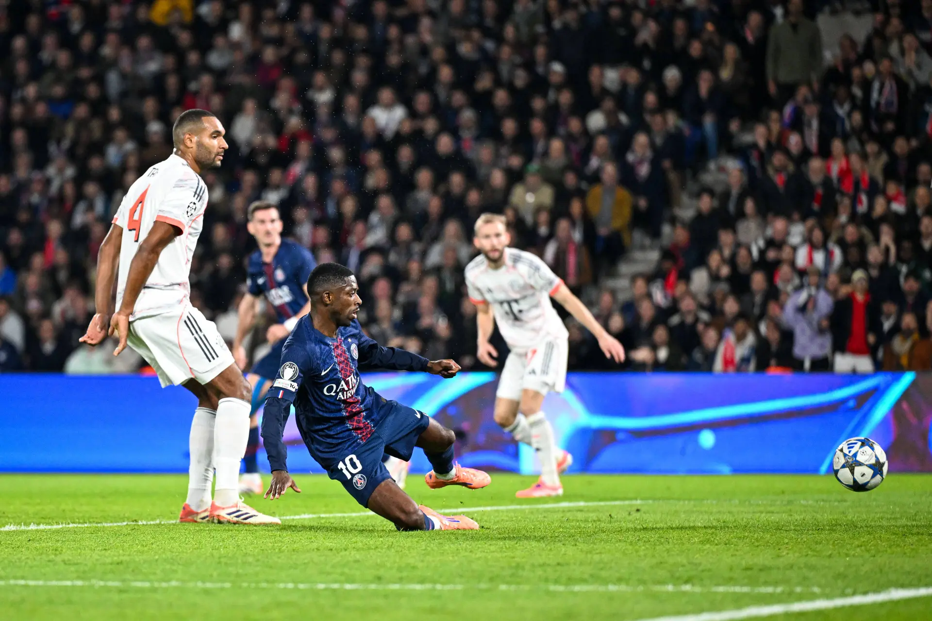 PSG : Ousmane Dembélé sort sur blessure