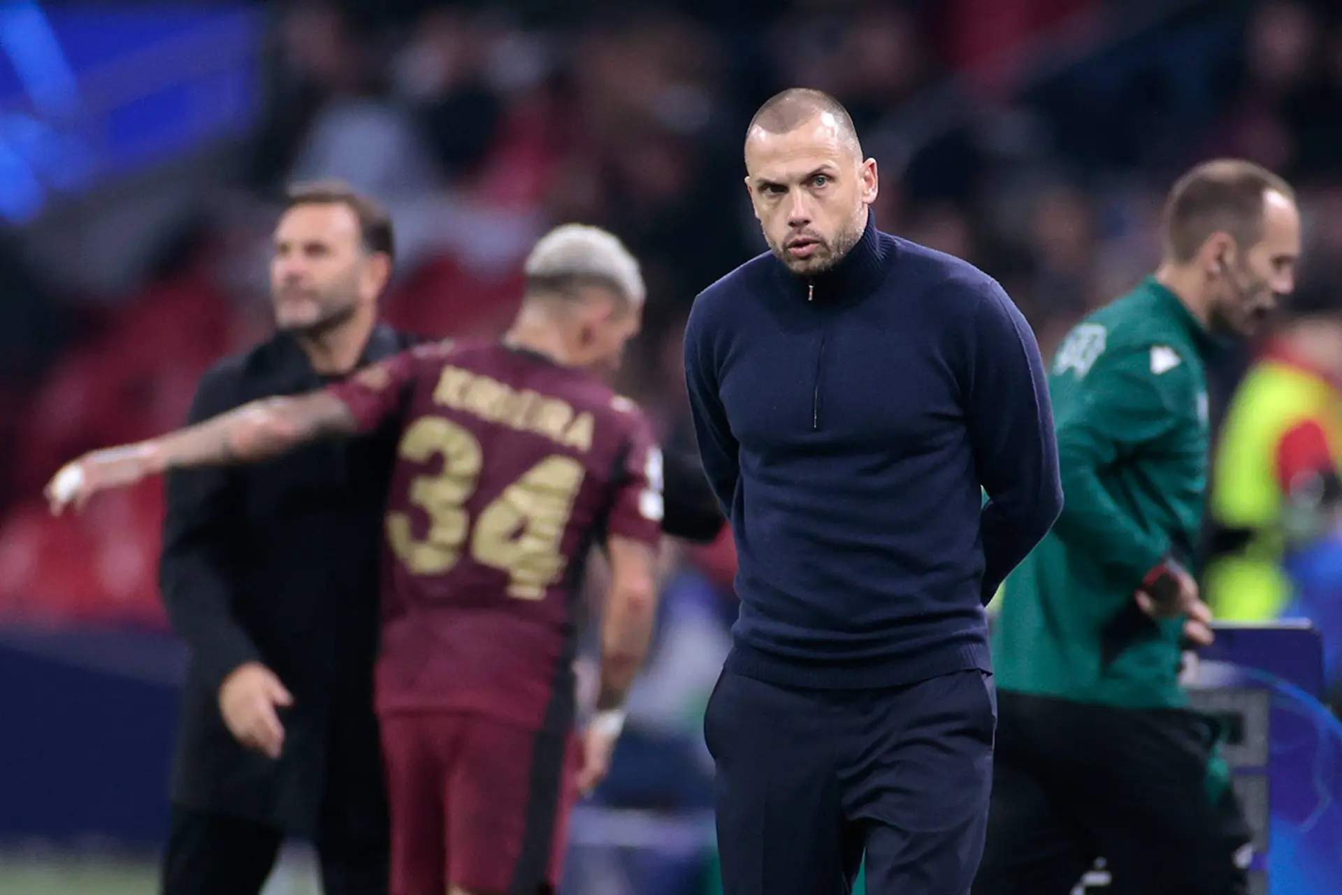L’Ajax vire son entraineur, une surprise pour lui succéder ?
