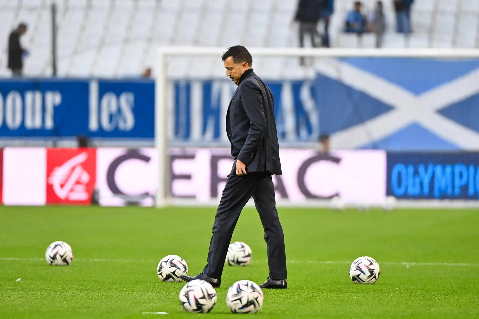 OM : Longoria s’en sort comme un génie dans ce bourbier