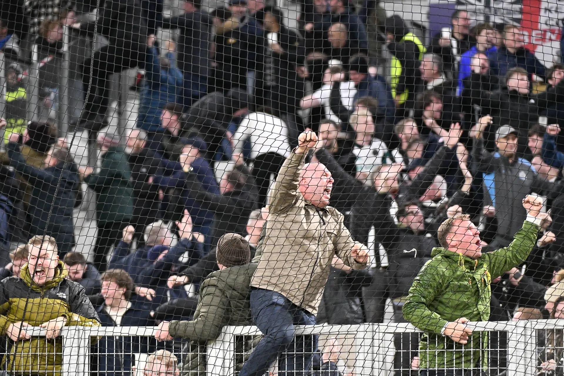 Newcastle maltraité au Vélodrome, l’UEFA félicite l’OM
