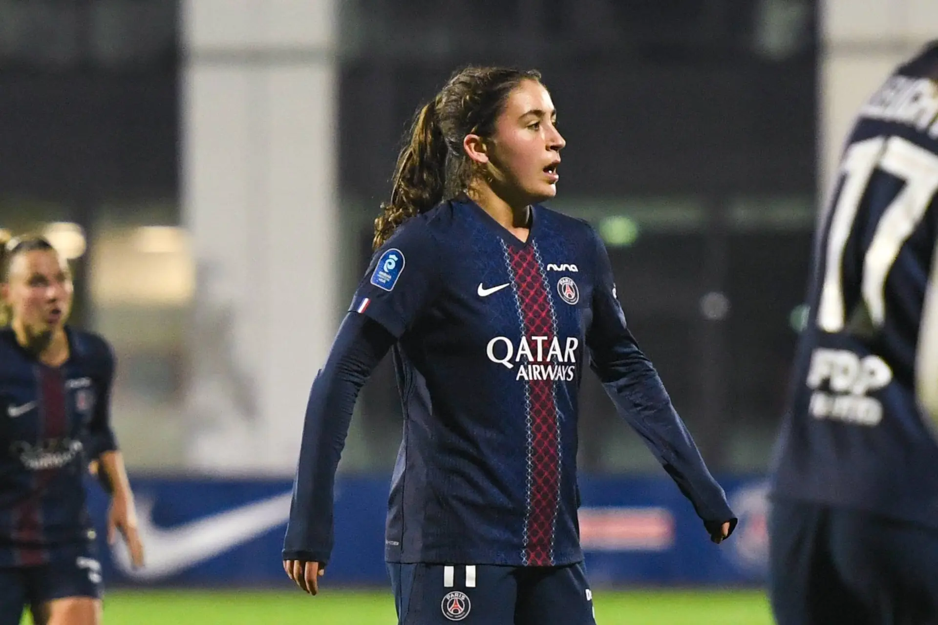 Le PSG perd neuf points au classement et crie au scandale
