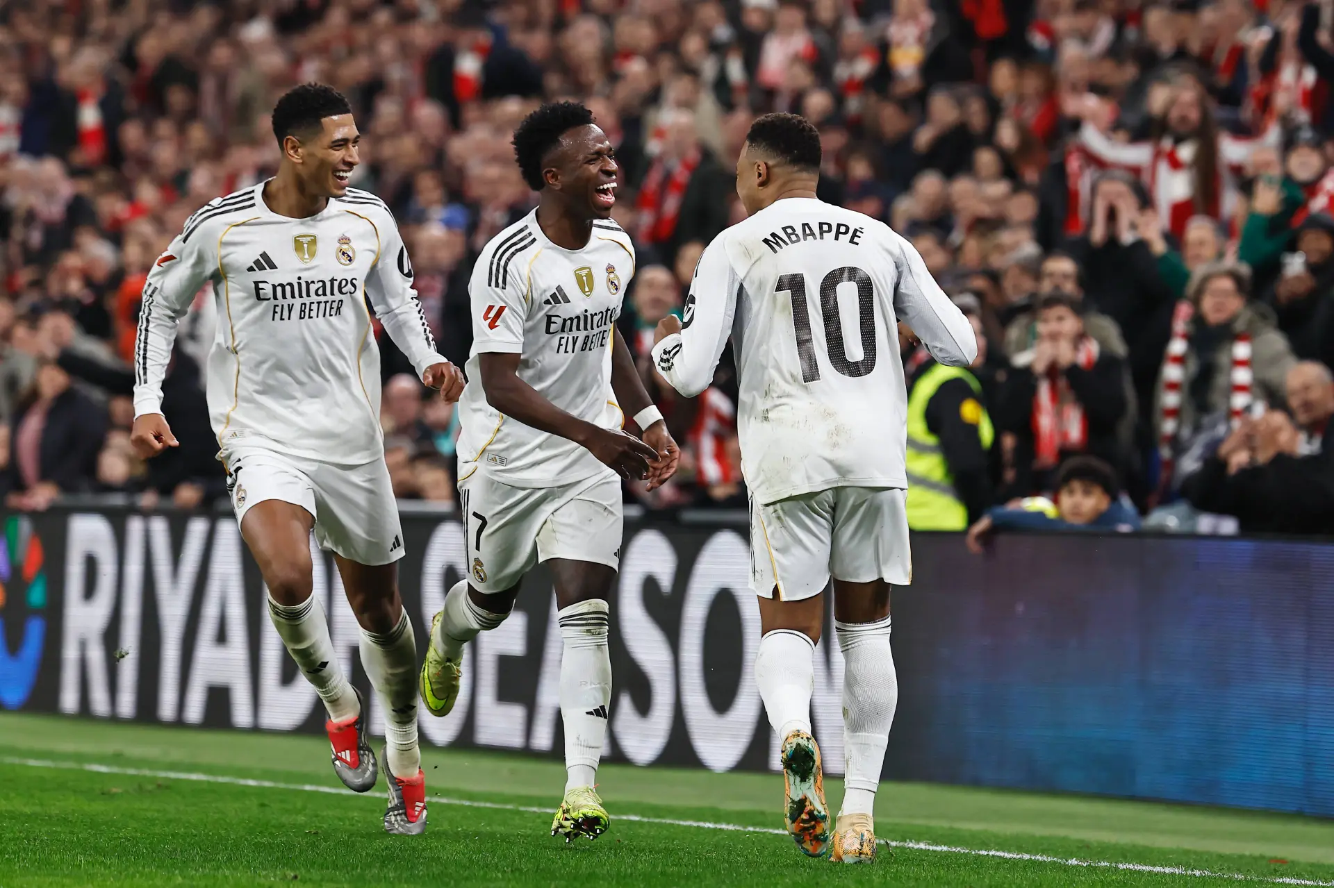 Esp : Mbappé ou Vinicius, le Real face à un choix stupéfiant