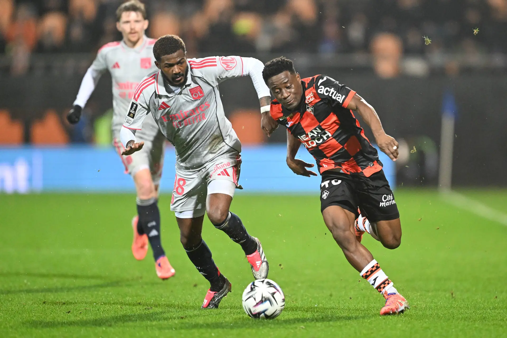 Il se prend pour une star, coup de chaud à l'OL