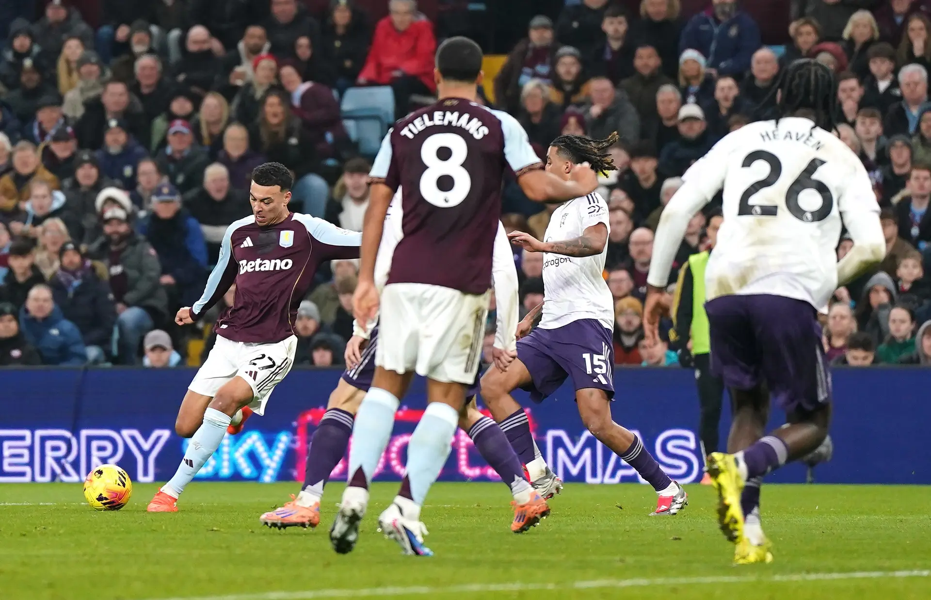 PL : Aston Villa se paye Manchester United