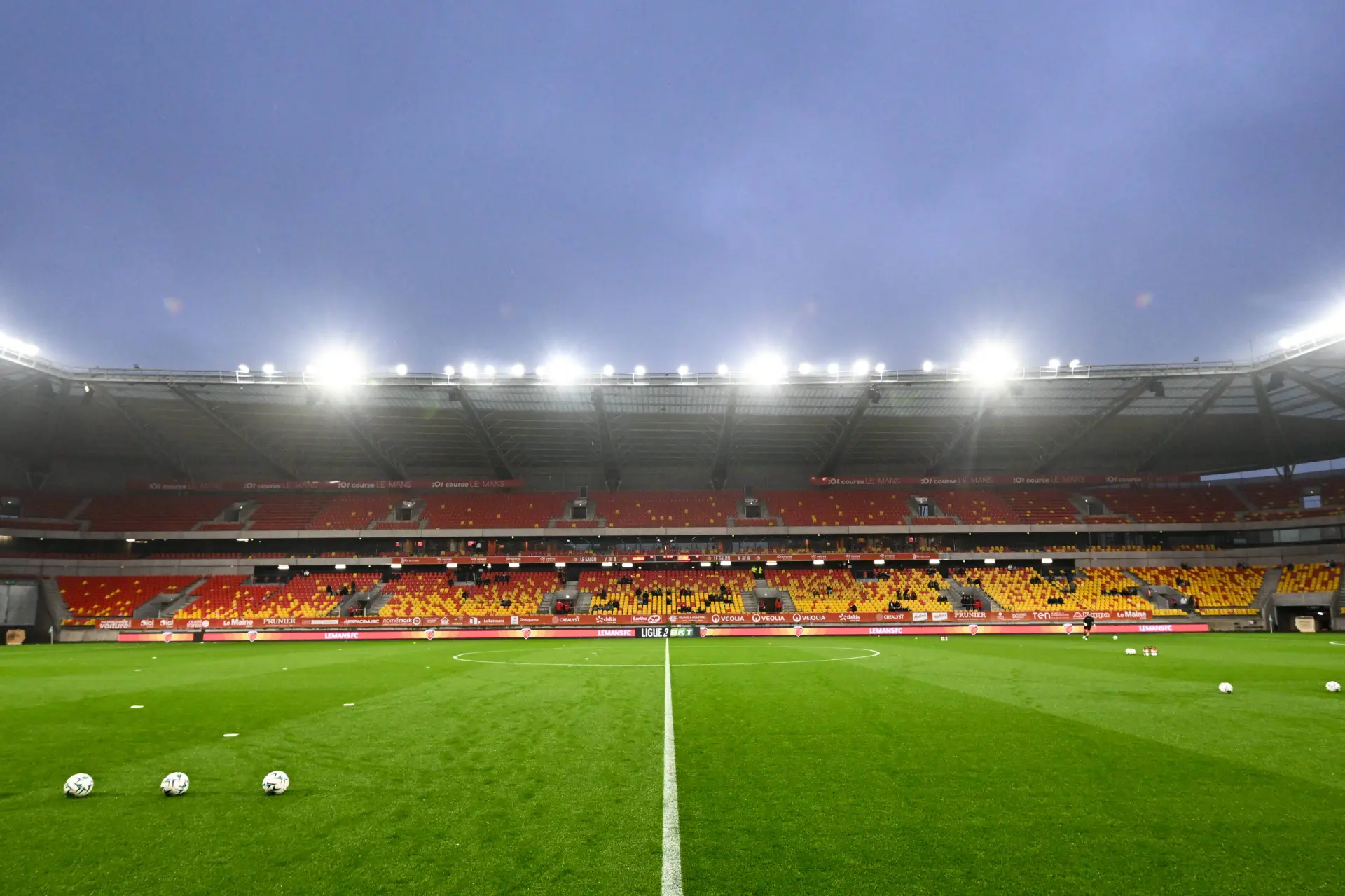 L2 : Pelouse gelée, Le Mans-ASSE menacé ?