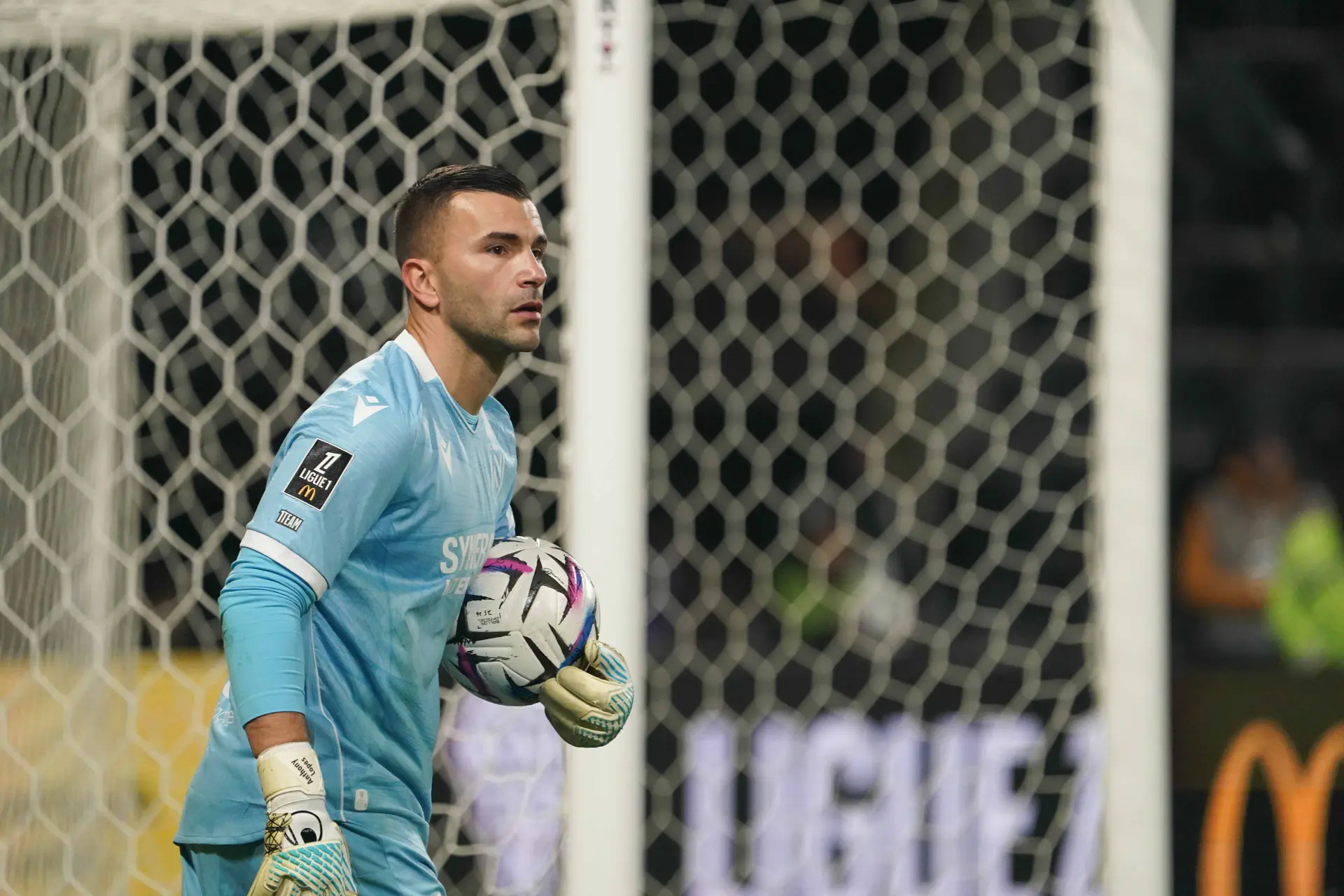 Anthony Lopes abuse, Nantes l’incendie