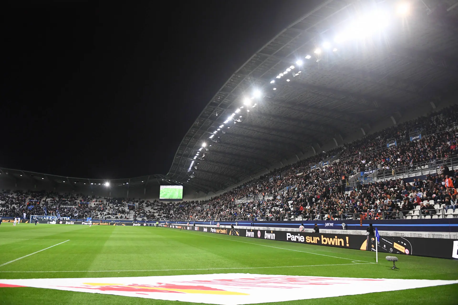 Lens prépare un énorme boycott à Paris