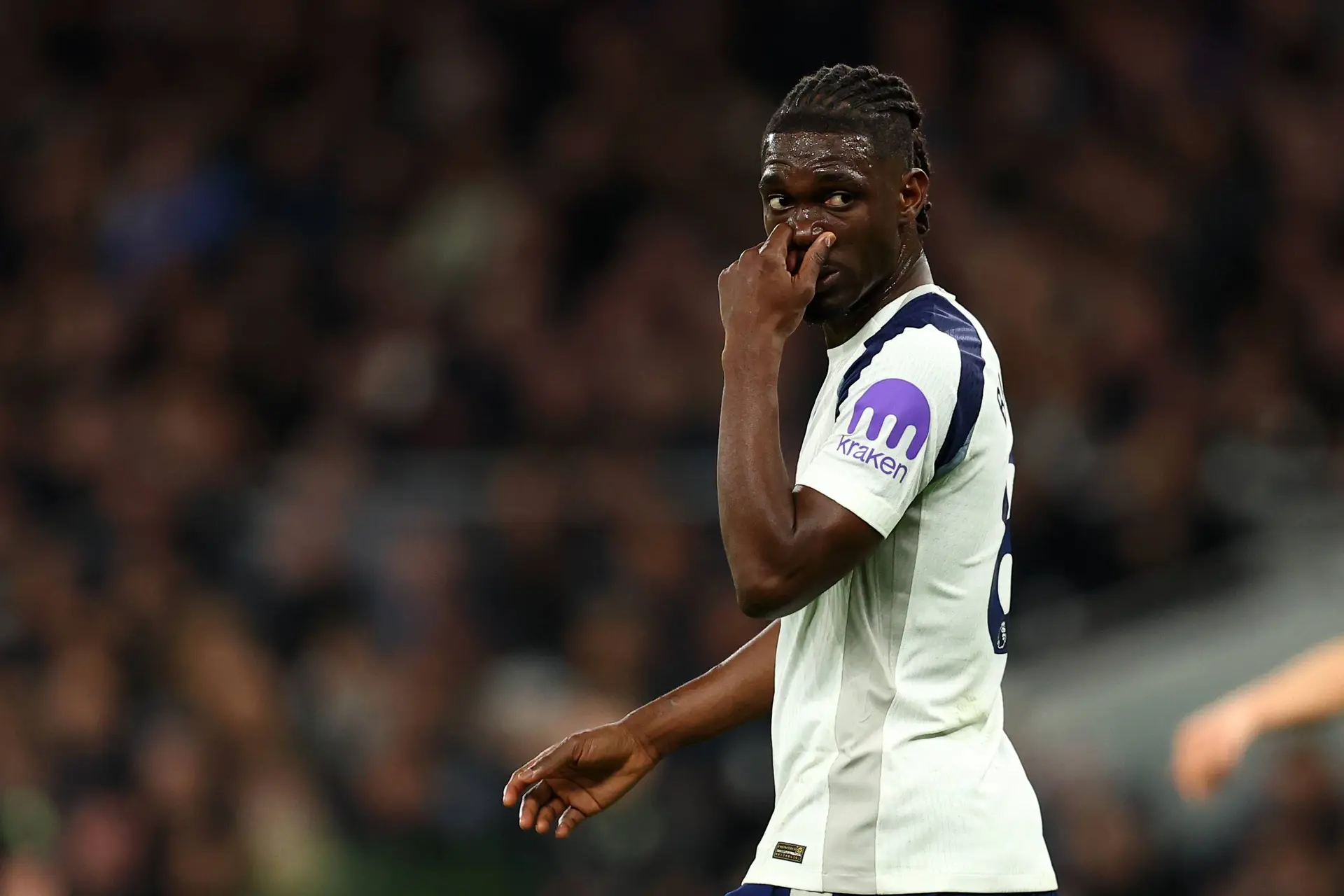 Il passe sa saison à l’infirmerie, l’OM le veut