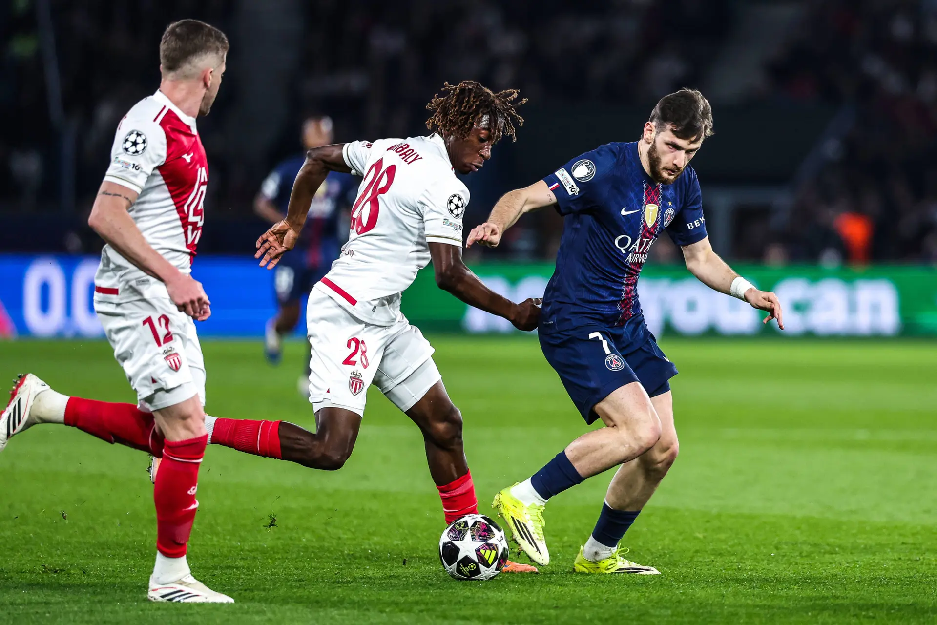 L'UEFA envoie 261ME pour sauver la Ligue 1