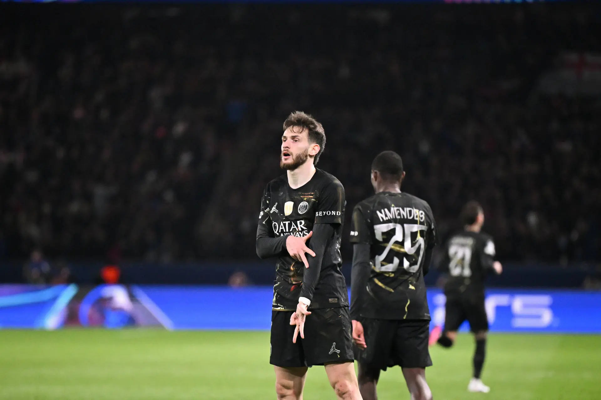 PSG : La violente réponse de Kvaratskhelia à Luis Enrique