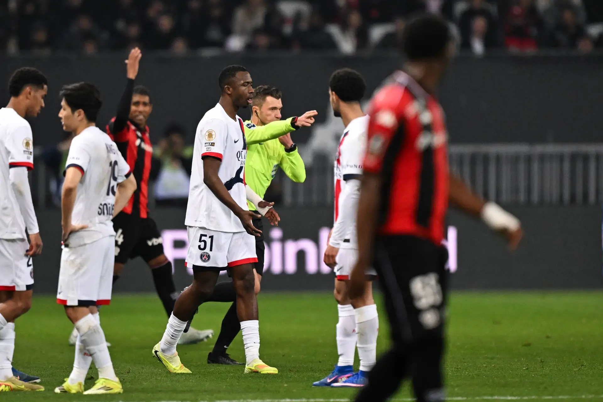 Le PSG et les coups de pouce de la VAR, c'est trop pour Nice