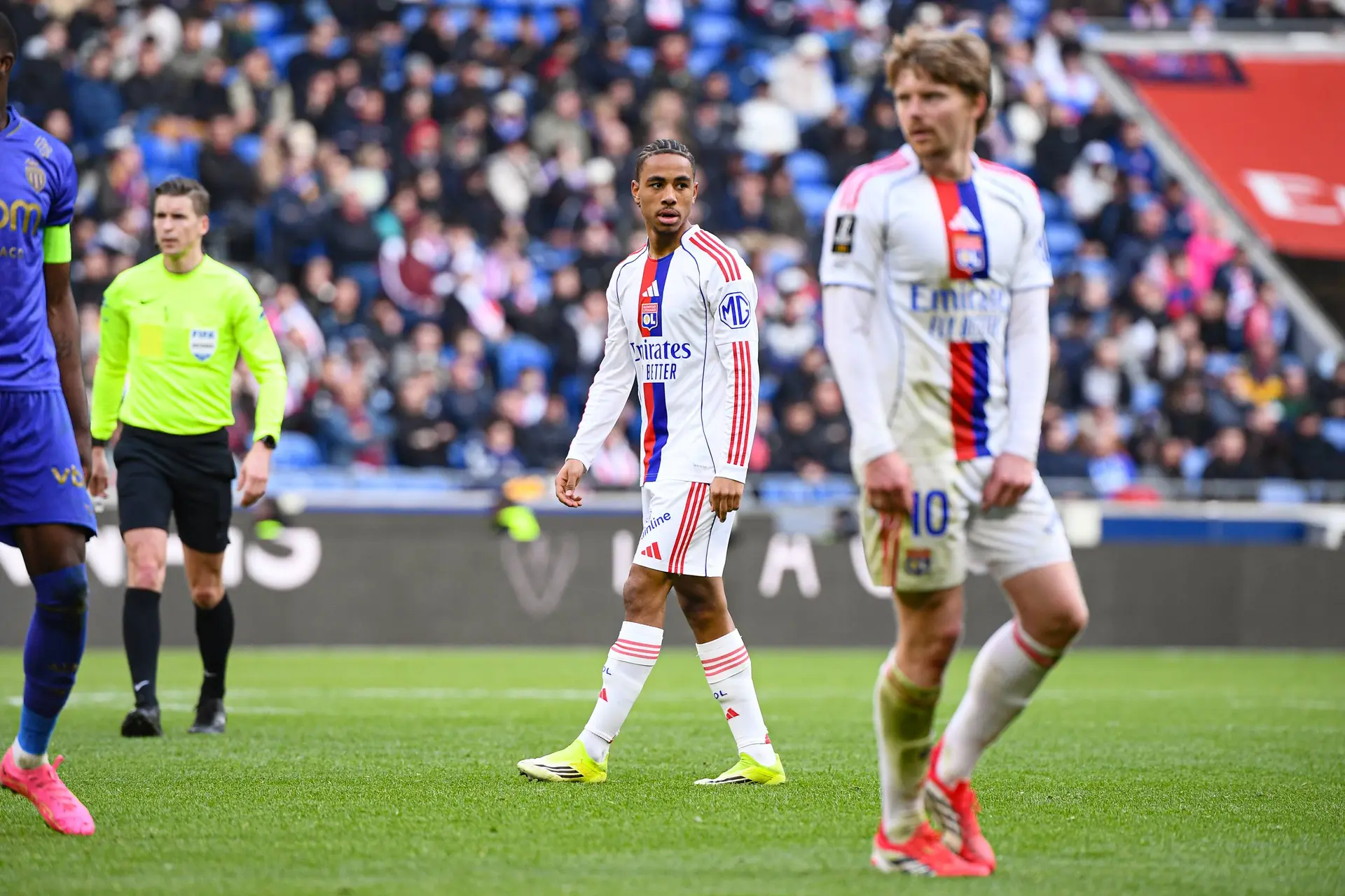 Cinq rappeurs font bouger l’OL, BeIN Sports remercié