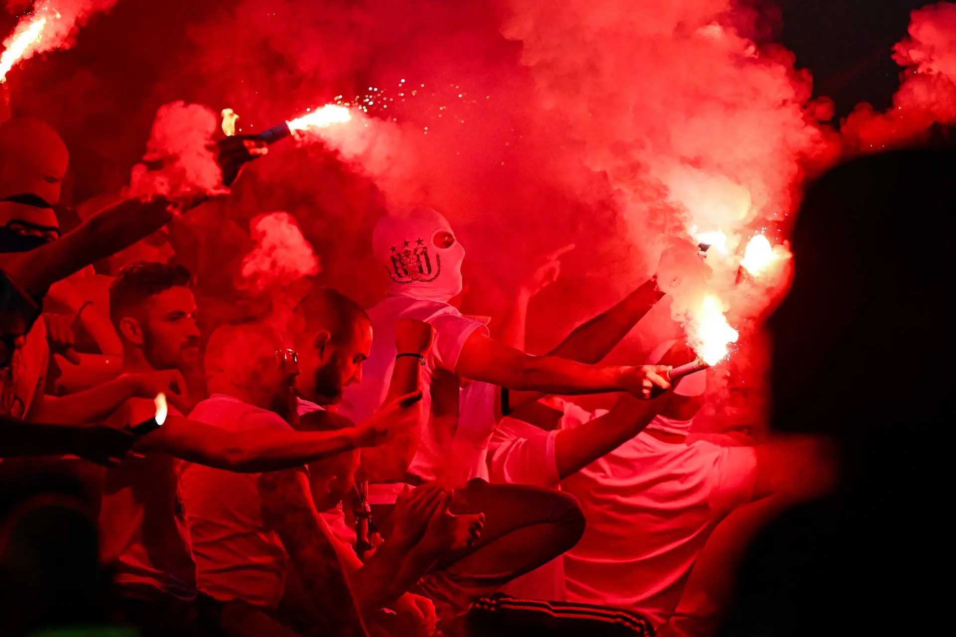 OL-PSG : L’enquête fait un flop dans l’incendie du bus lyonnais