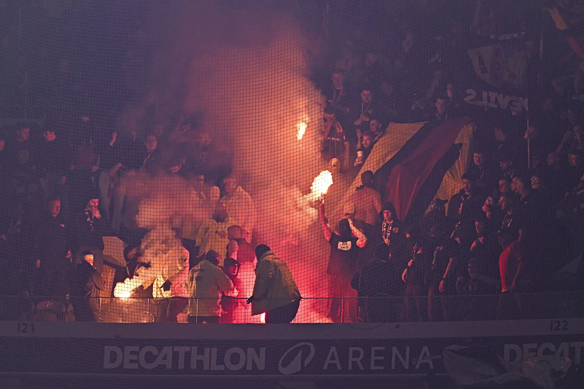 L1 : Un supporter lensois a agressé un dirigeant du LOSC