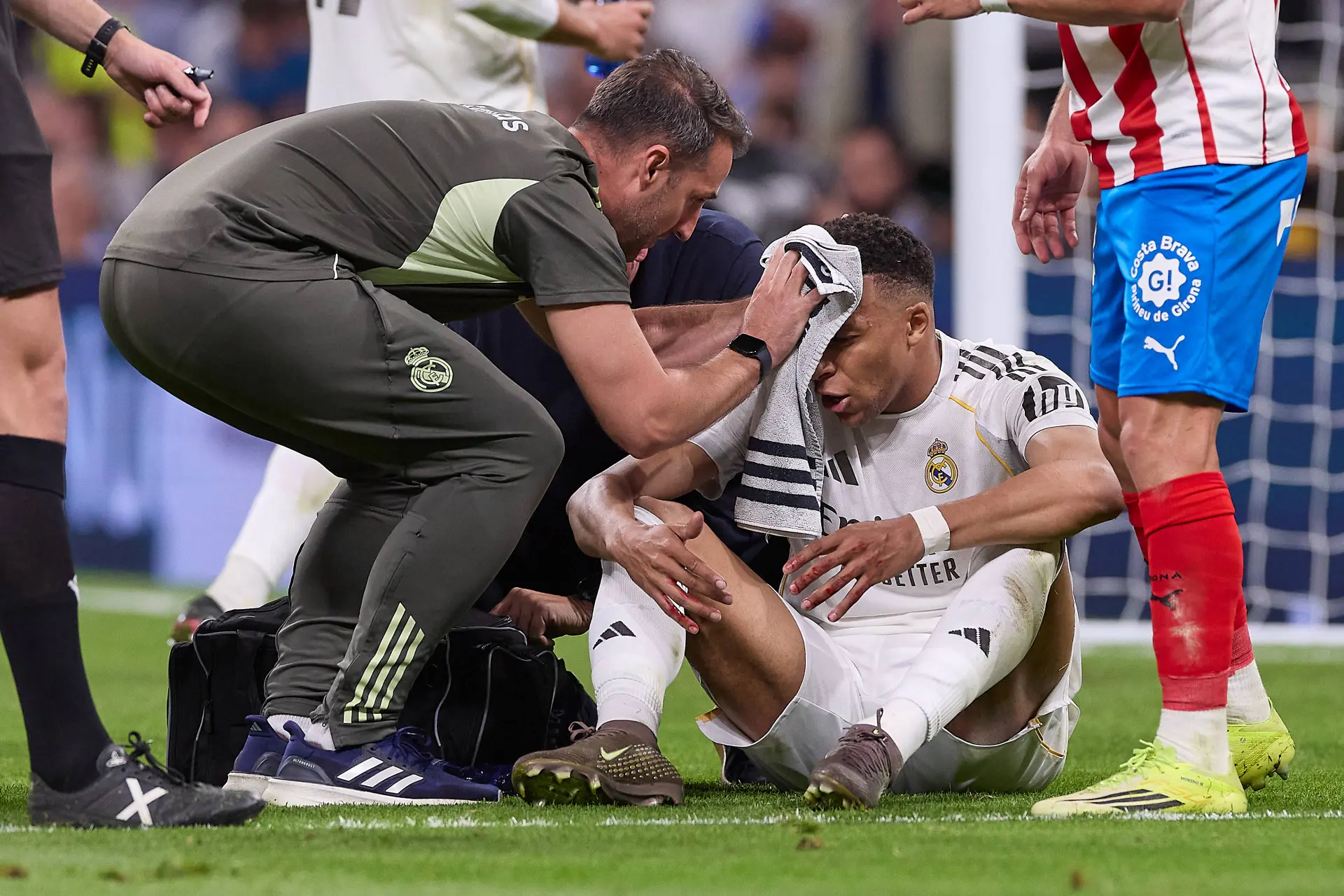 Le Real Madrid crie au scandale après la blessure de Mbappé