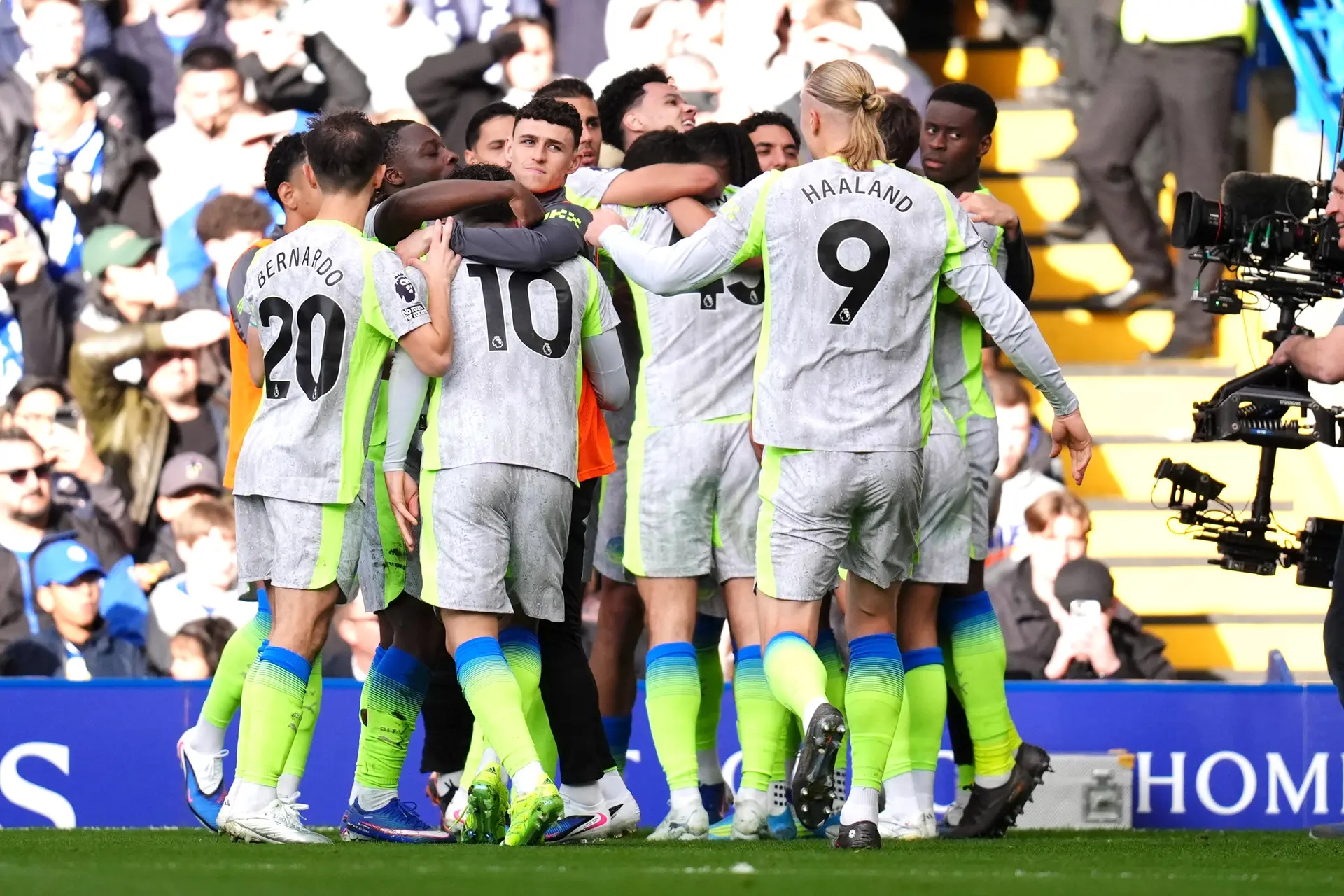 PL : Man City corrige Chelsea et attend Arsenal