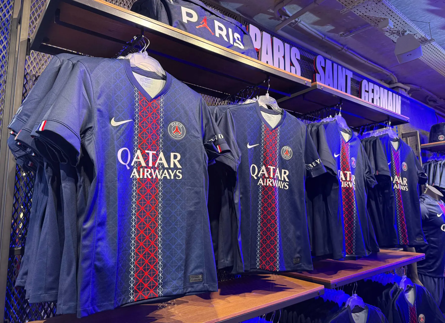 Le Paris FC prend une mesure grotesque contre le PSG