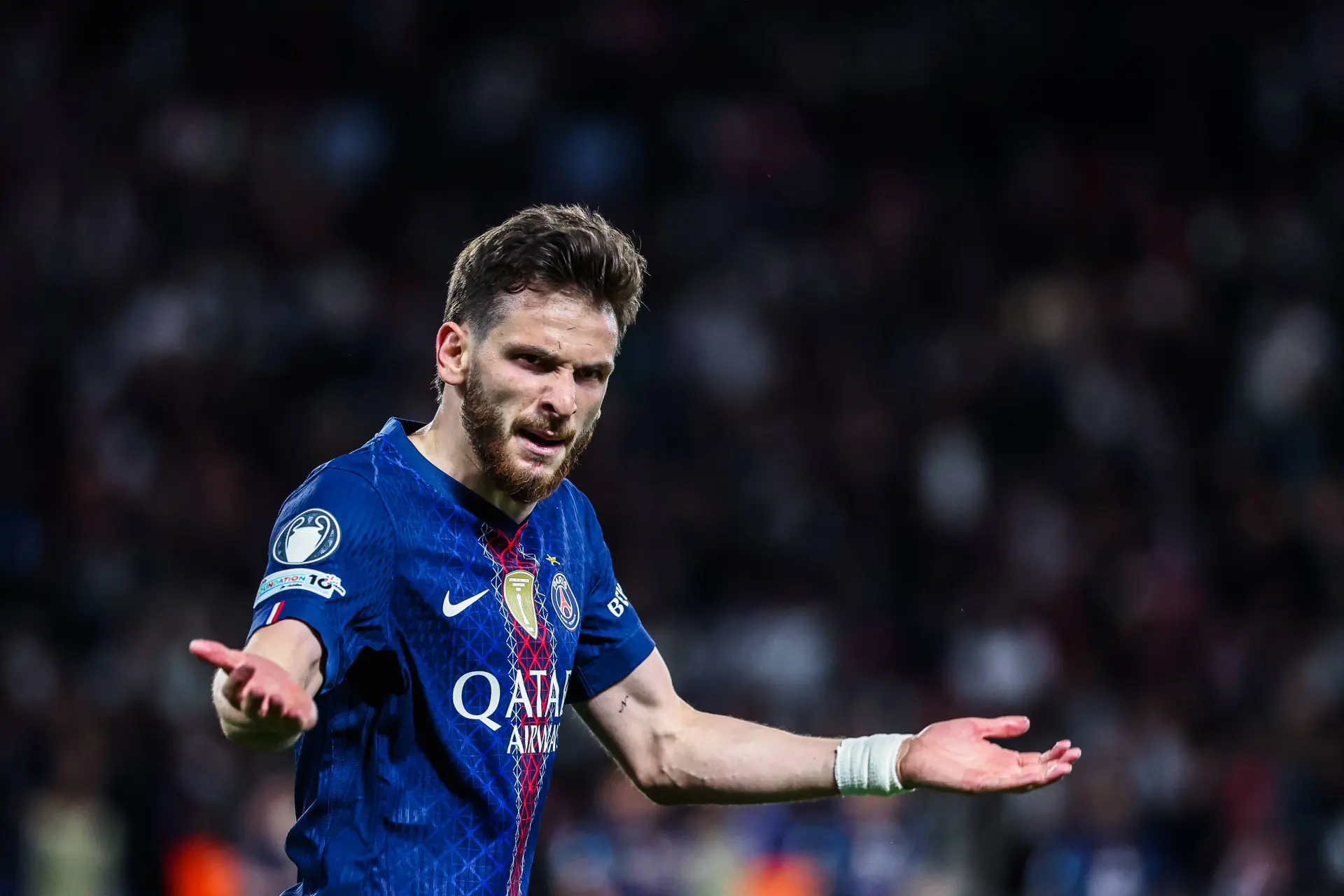 « Kvaratskhelia pour remplacer Salah » : Il supplie Liverpool