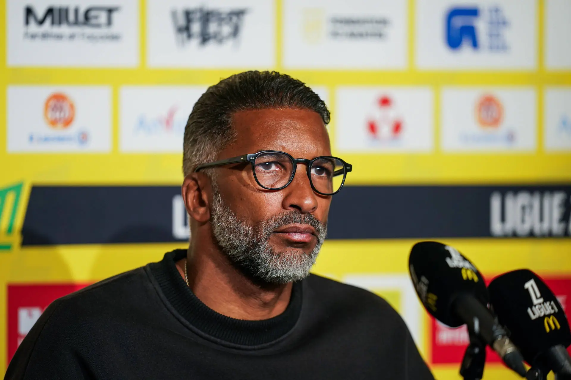 OM : Benatia veut sa place, Beye n’en peut plus !