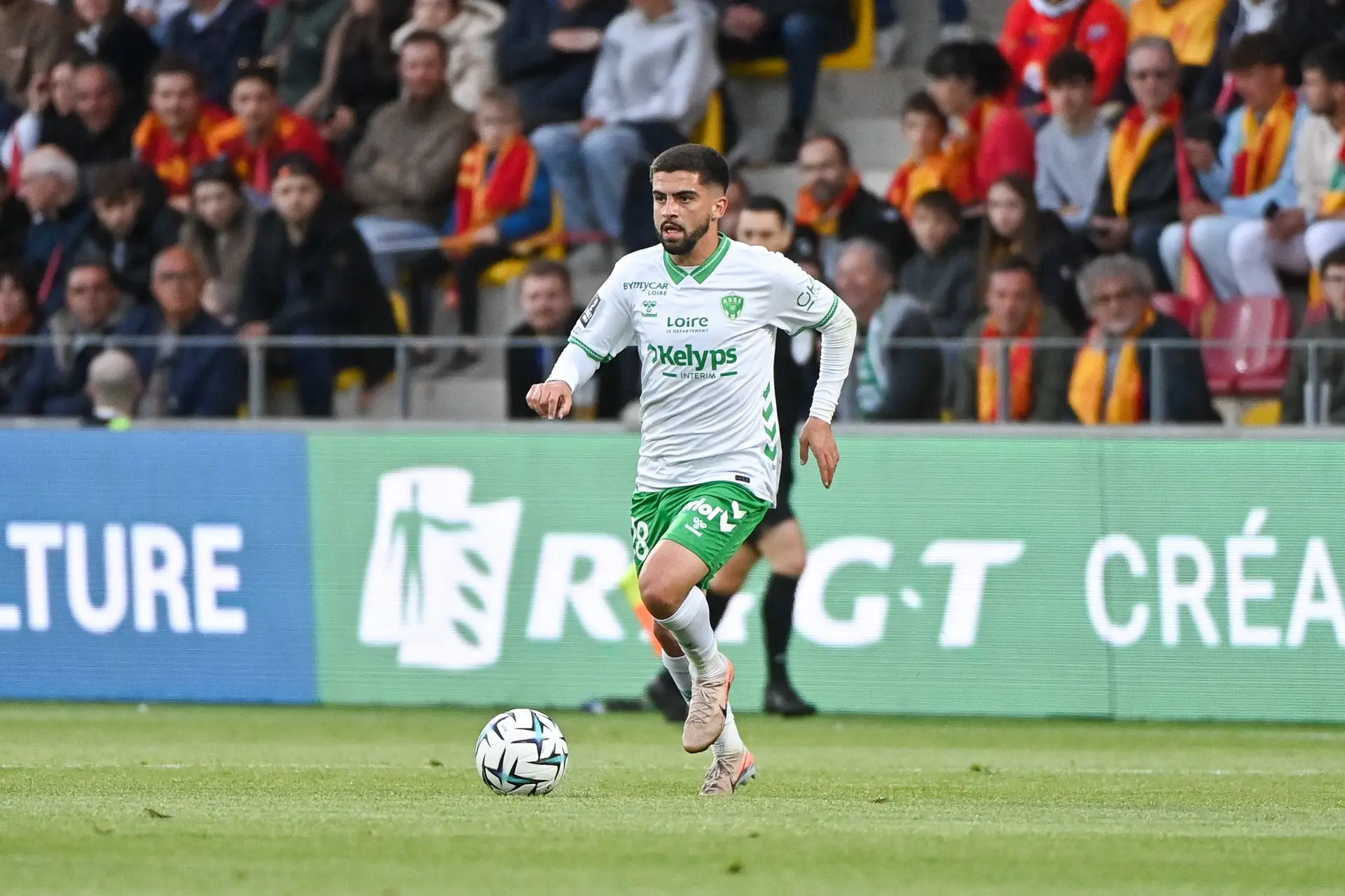 Cartonner et prier, la recette de l'ASSE pour la Ligue 1