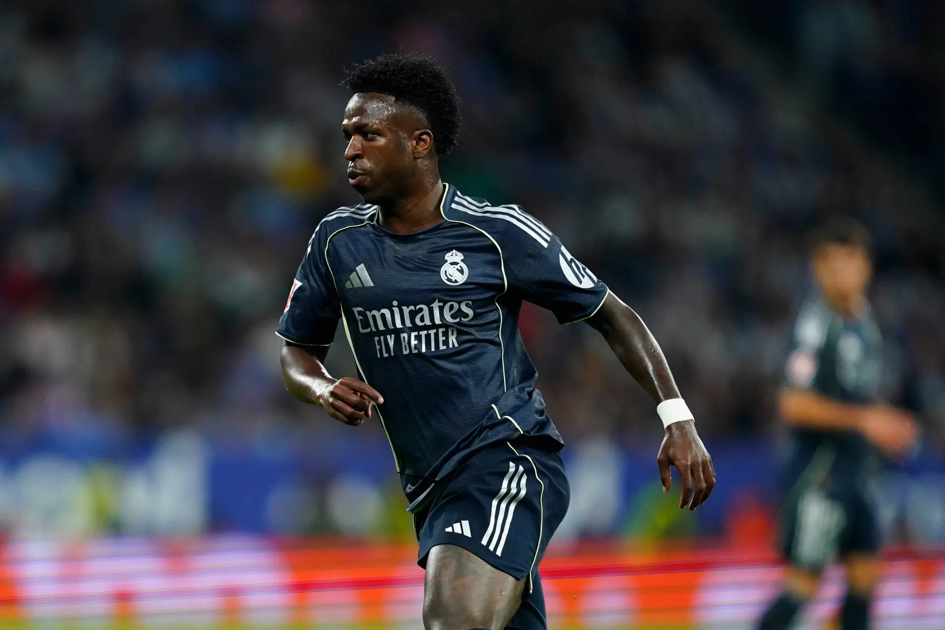 Liga : Vinicius et le Real repoussent le sacre du Barça au Clasico