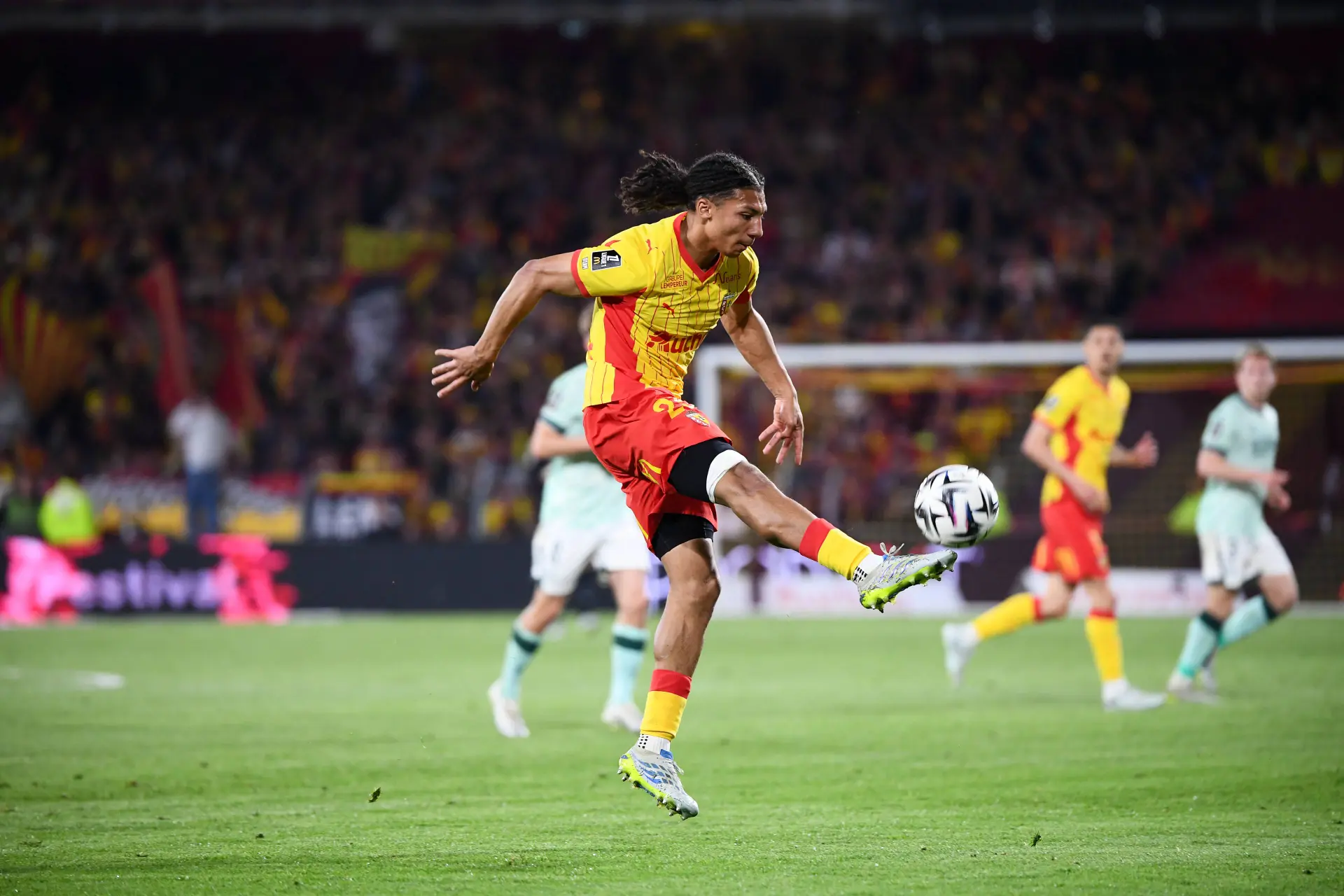 L1 : Lens a sa finale, Nantes est en L2