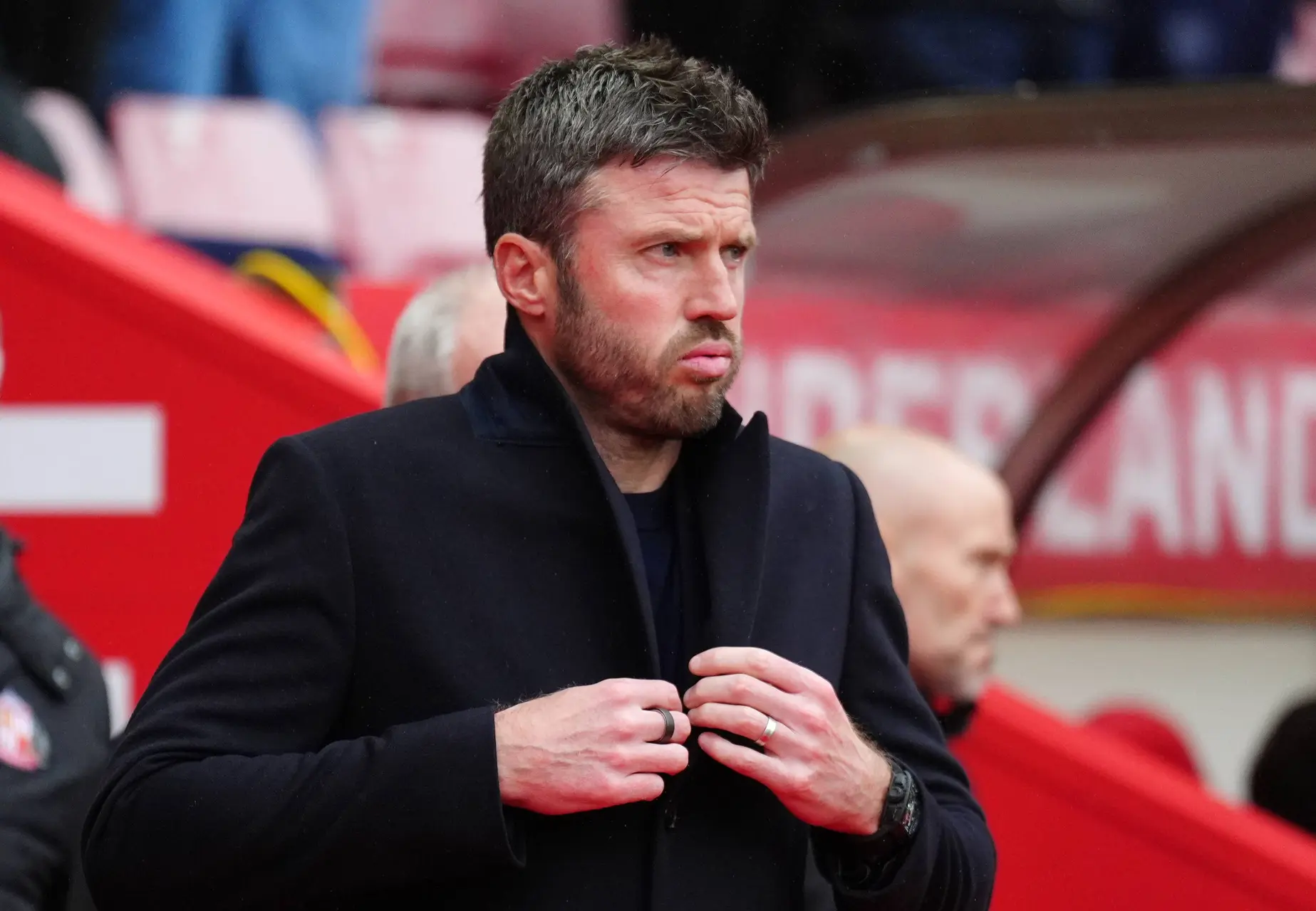 Man Utd confirme Michael Carrick