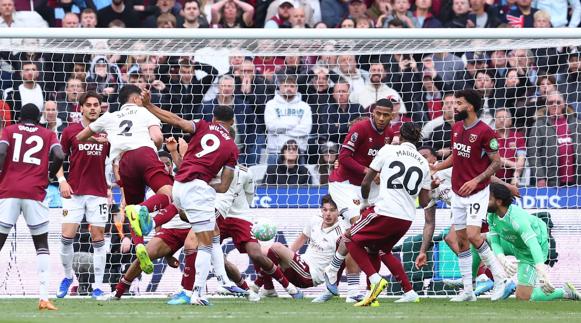 Les corners d'Arsenal, le PSG prend une décision radicale