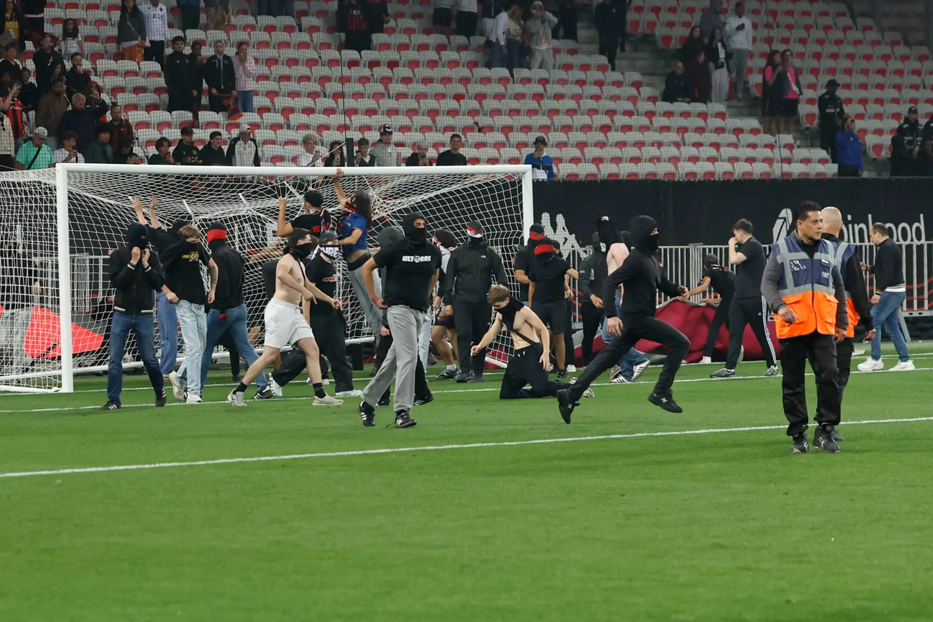 L'OGC Nice privé de ses supporters pour le barrage (officiel)