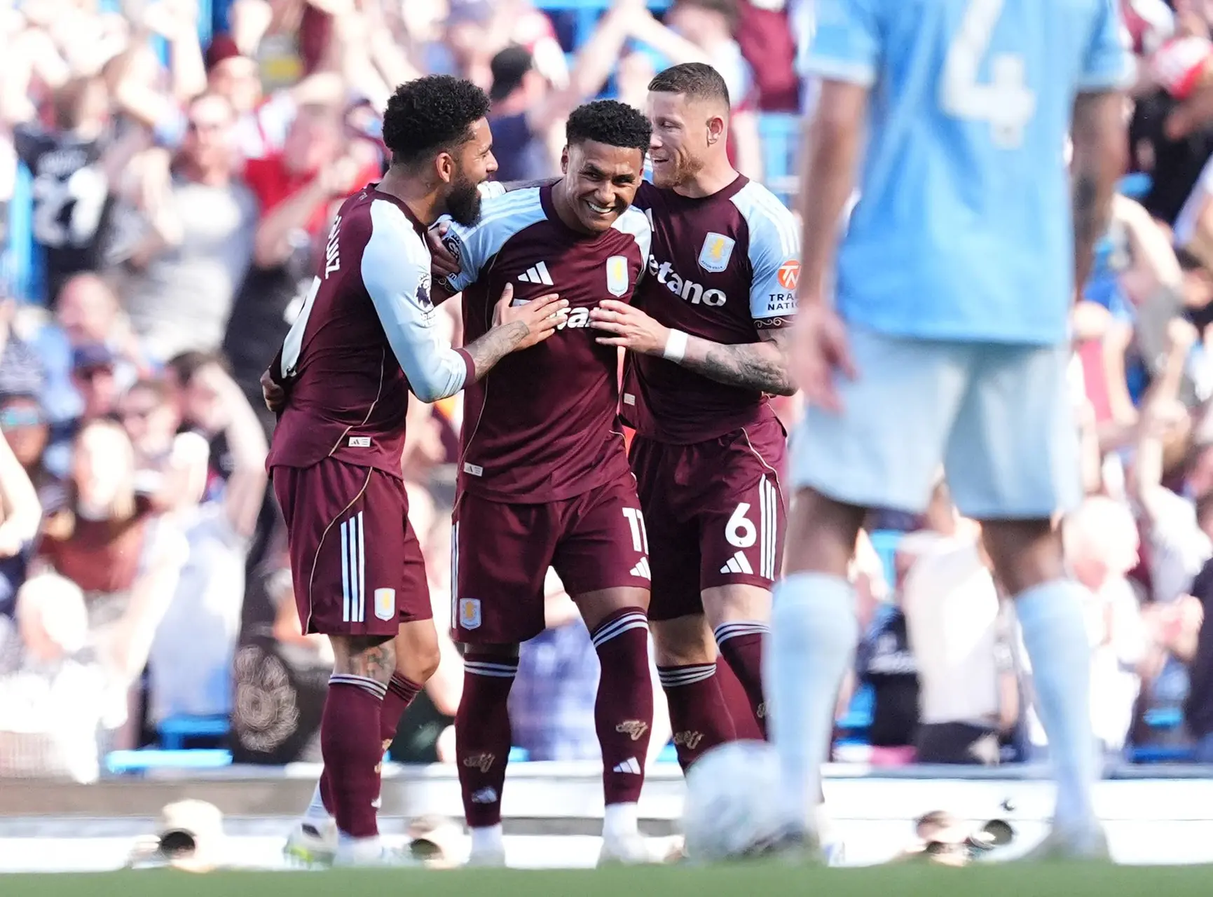 Aston Villa bat City et fait un joli cadeau à l’OL