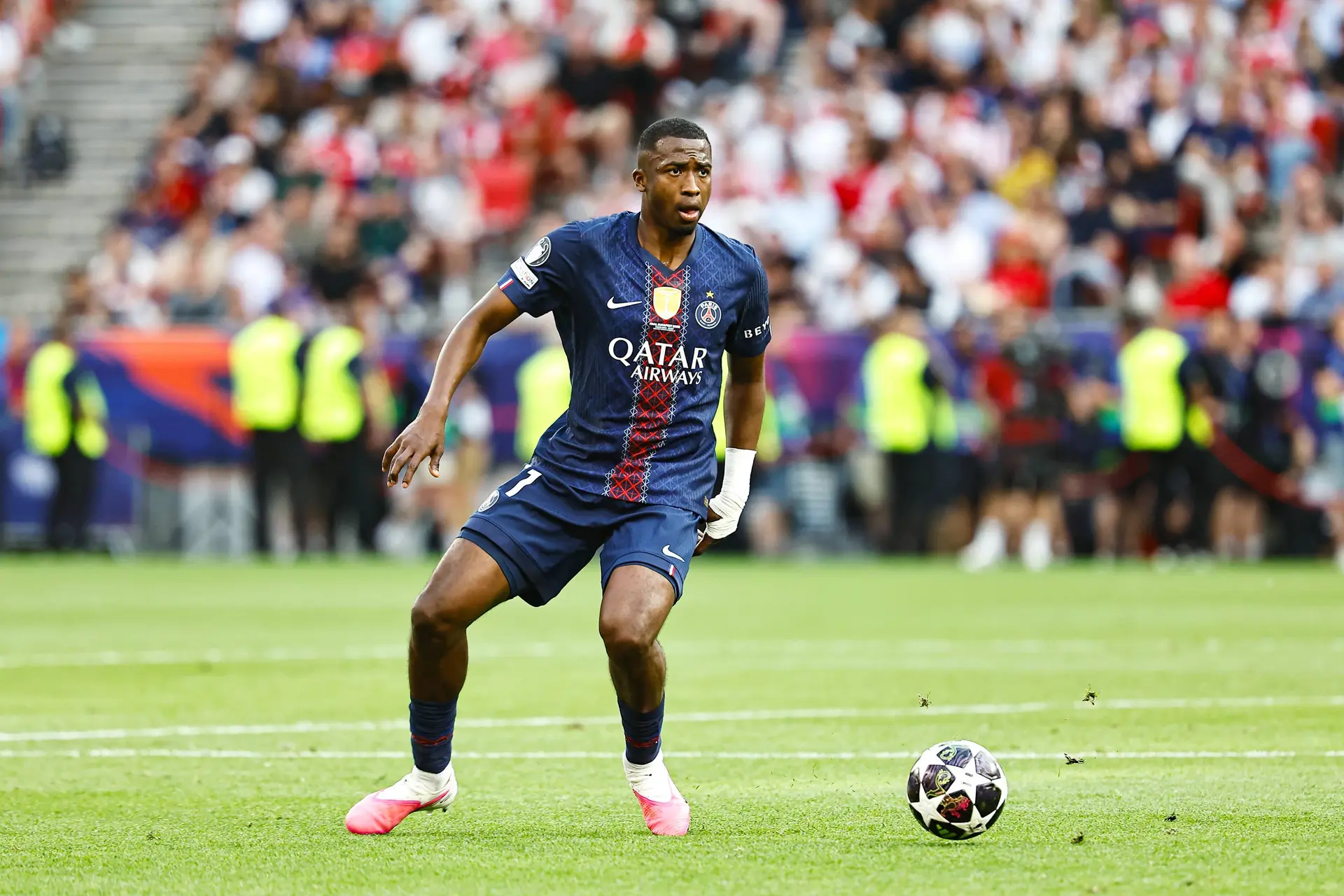 PSG : Accord total, Pacho prolonge à Paris