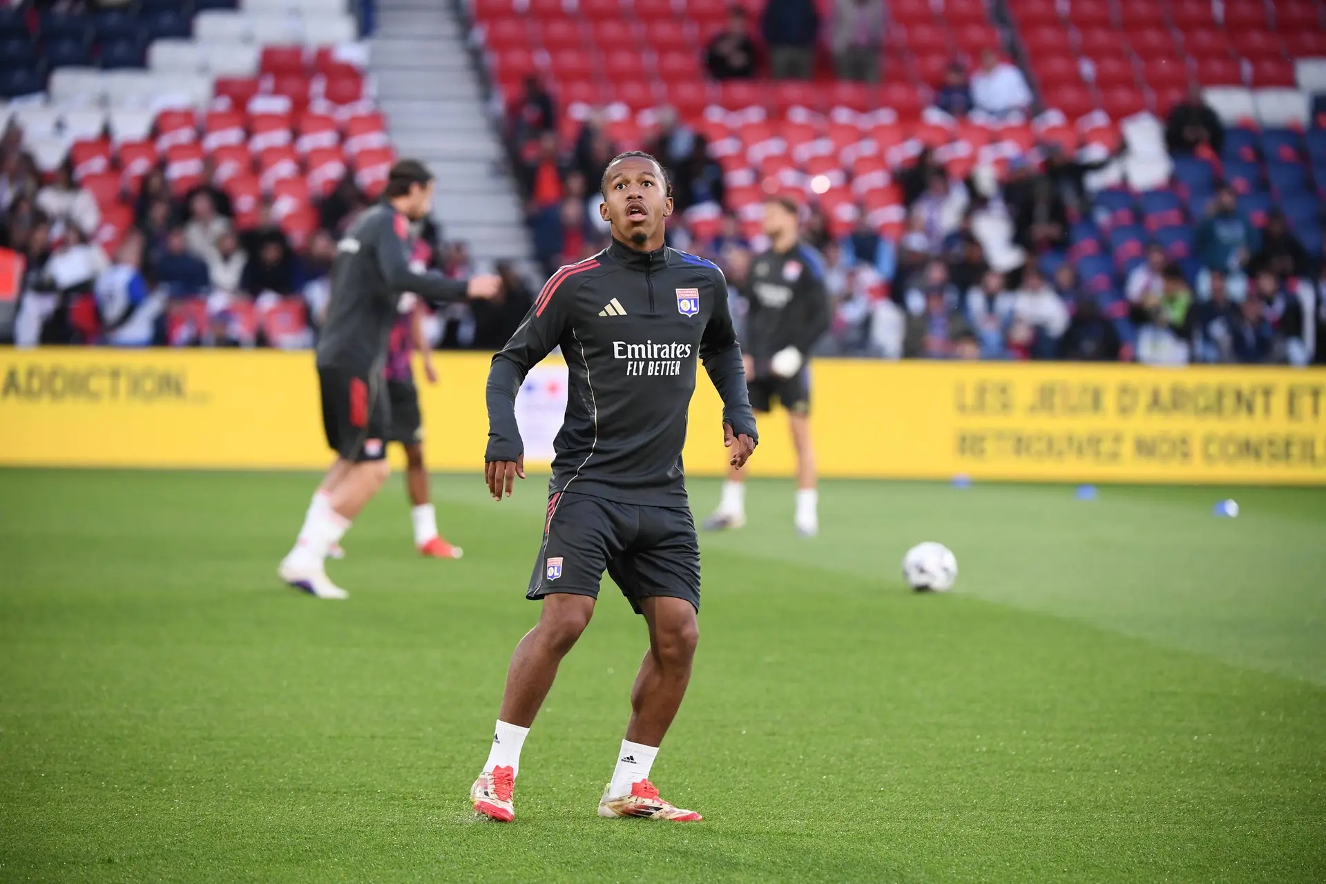 Steeve Kango refuse un énorme salaire pour signer à l’OL
