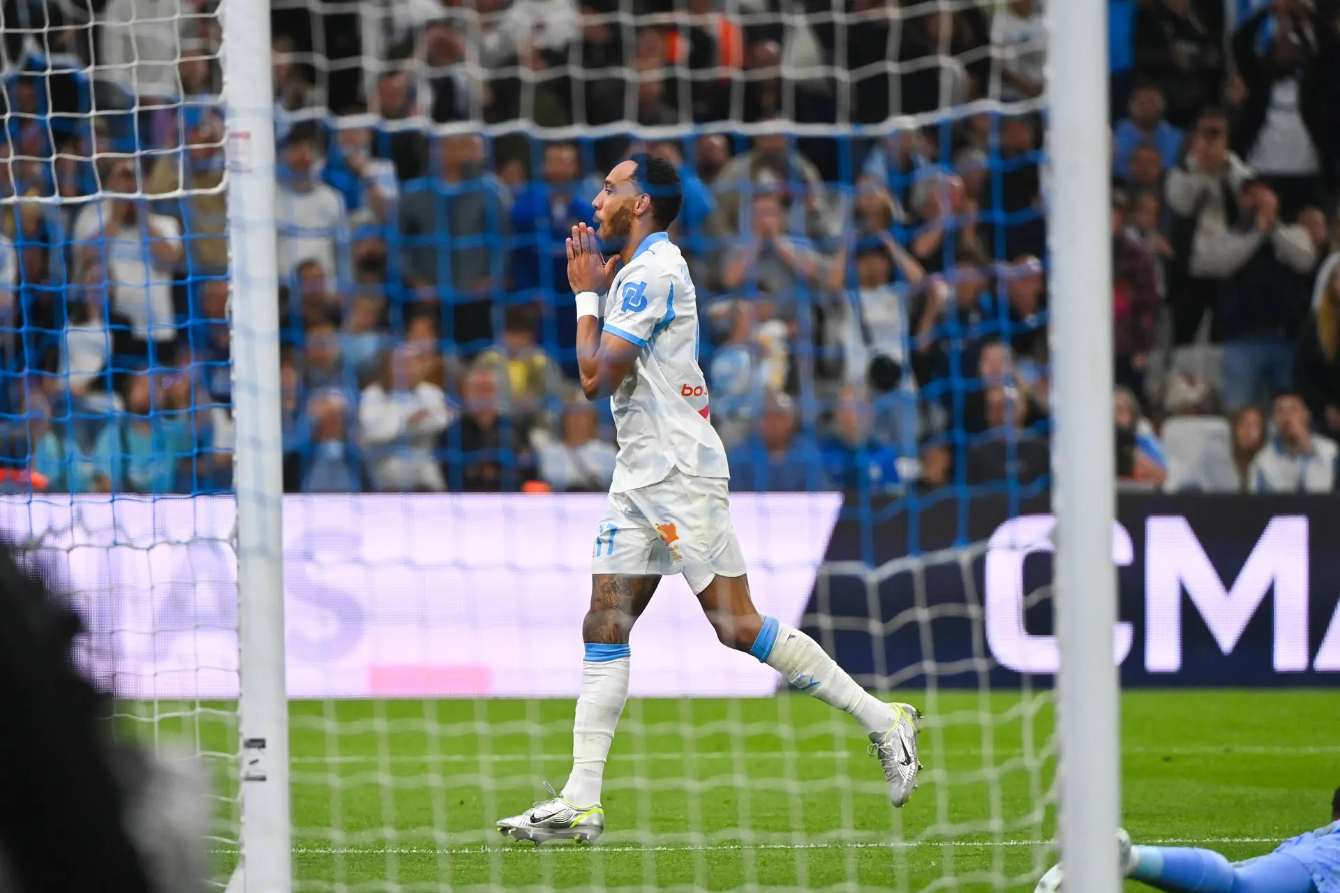 OM : Le Genoa appelle Aubameyang