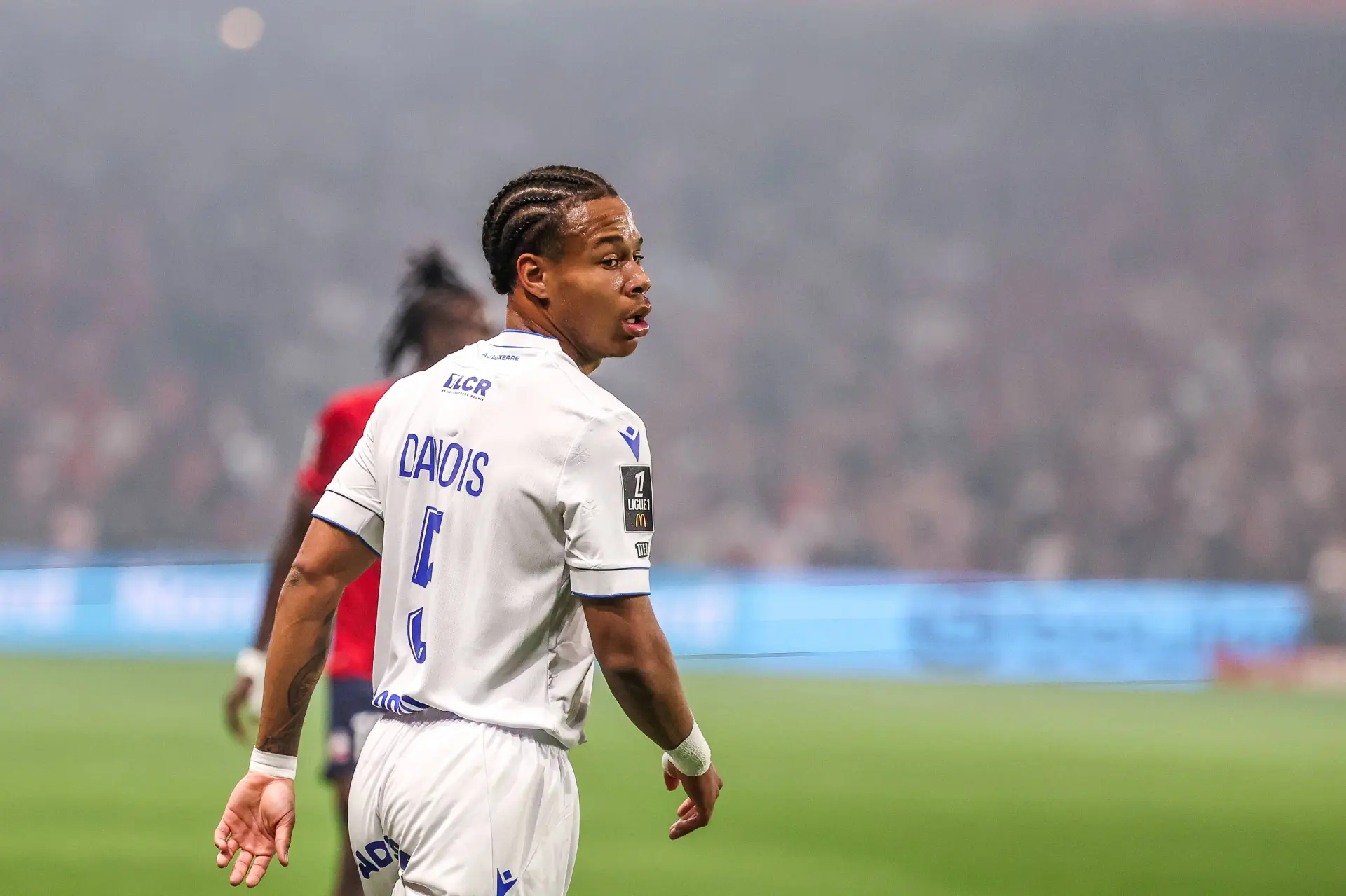 30 ME pour ce milieu de Ligue 1, l’OL abandonne