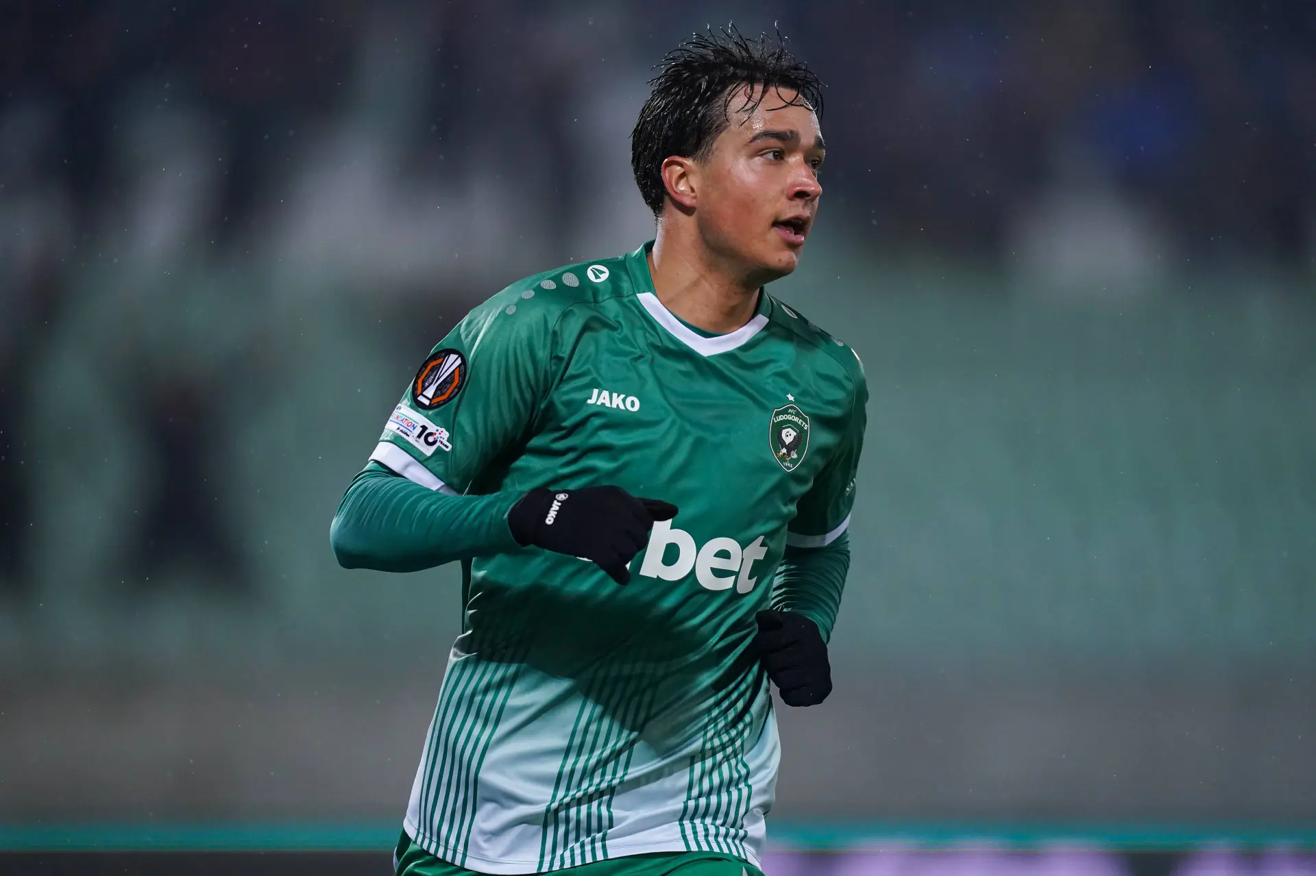 Son transfert capote, l’OL fonce sur ce top buteur européen