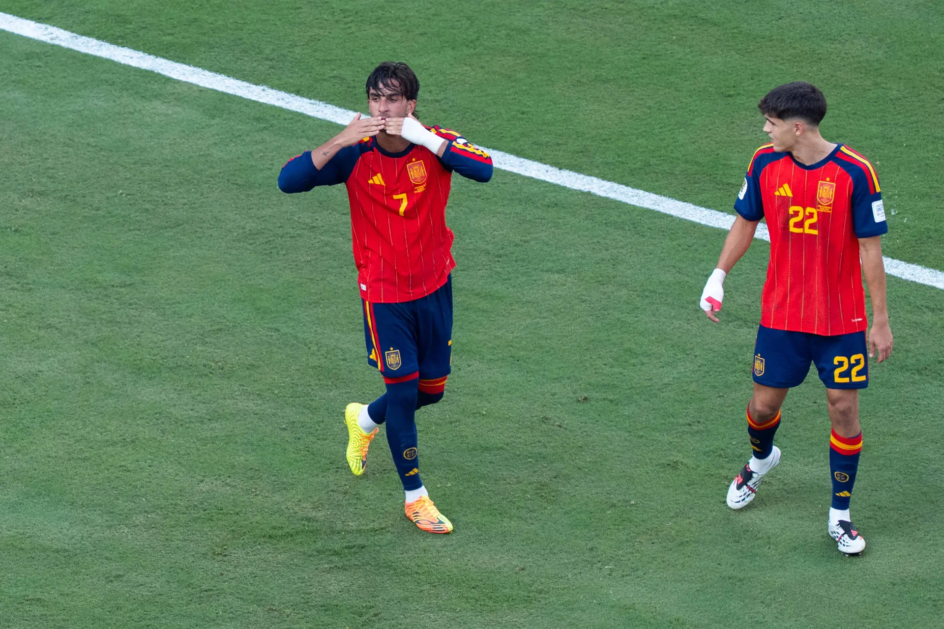 Accord trouvé, Ferran Torres va signer 5 ans au PSG