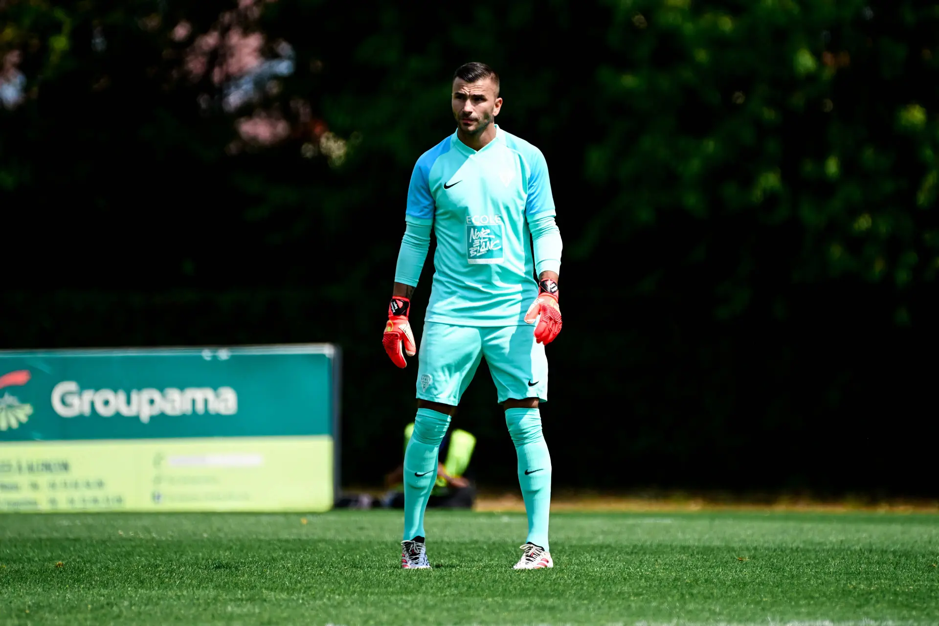 ICONSPORT_370685_0046