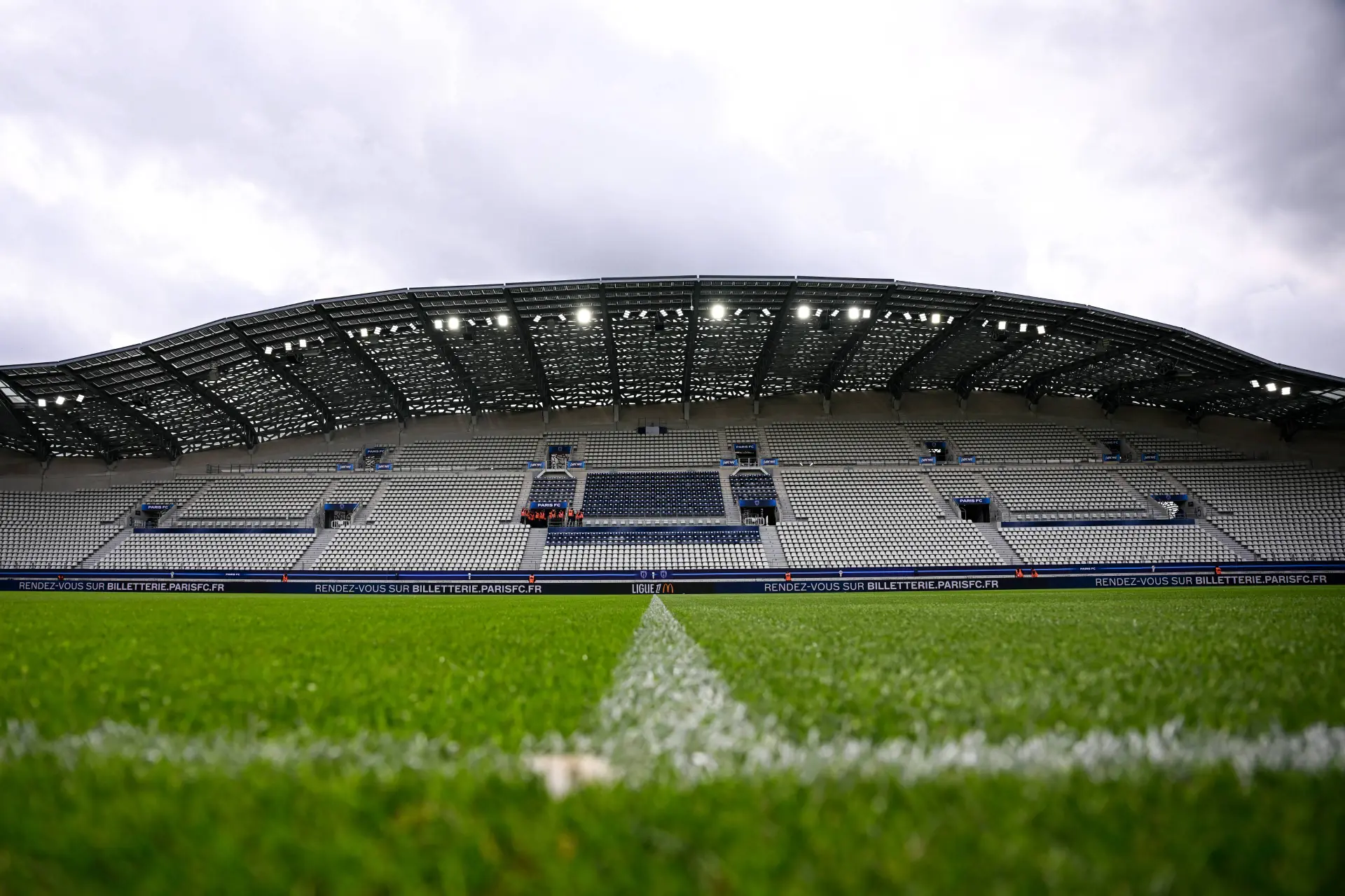 Paris FC - Nice : les compos (15h00 sur Ligue 1+)