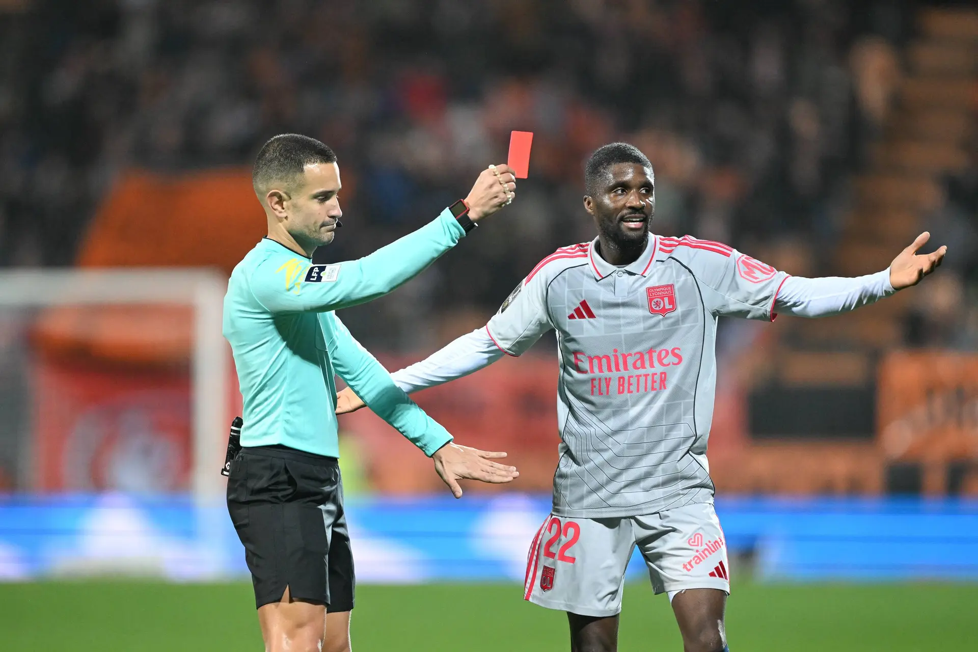 L'arbitre d'OL-Rennes dévoilé, mauvaise nouvelle pour Lyon
