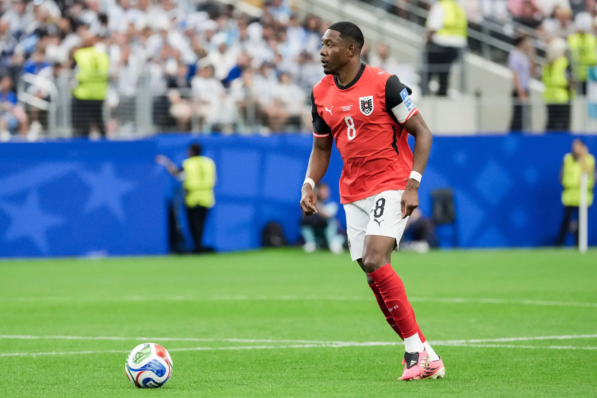 Officiel : David Alaba s'engage un an à Udine
